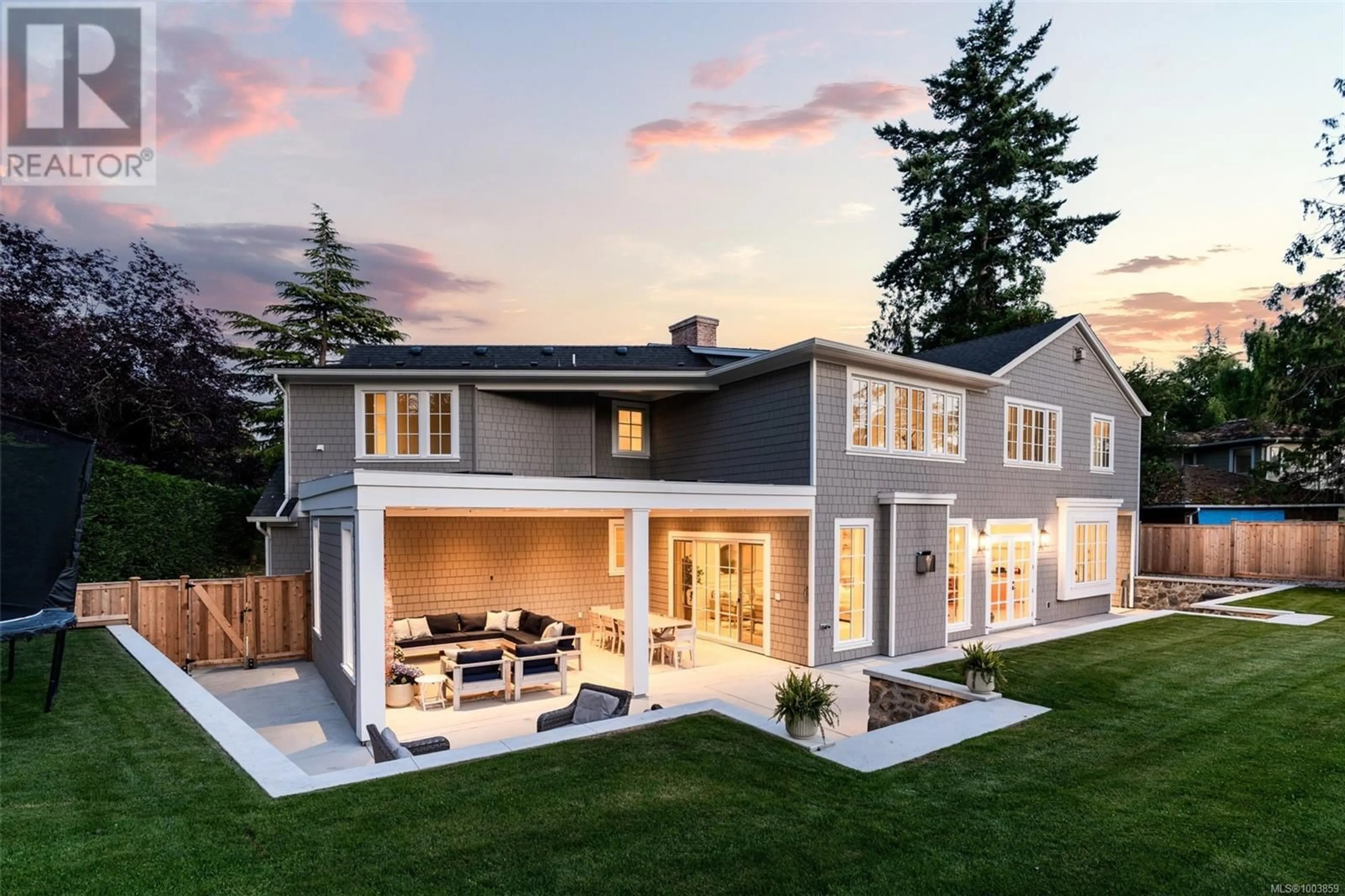 Home with vinyl exterior material, mountain view for 3950 SEQUOIA PLACE, Saanich British Columbia V8N4N4