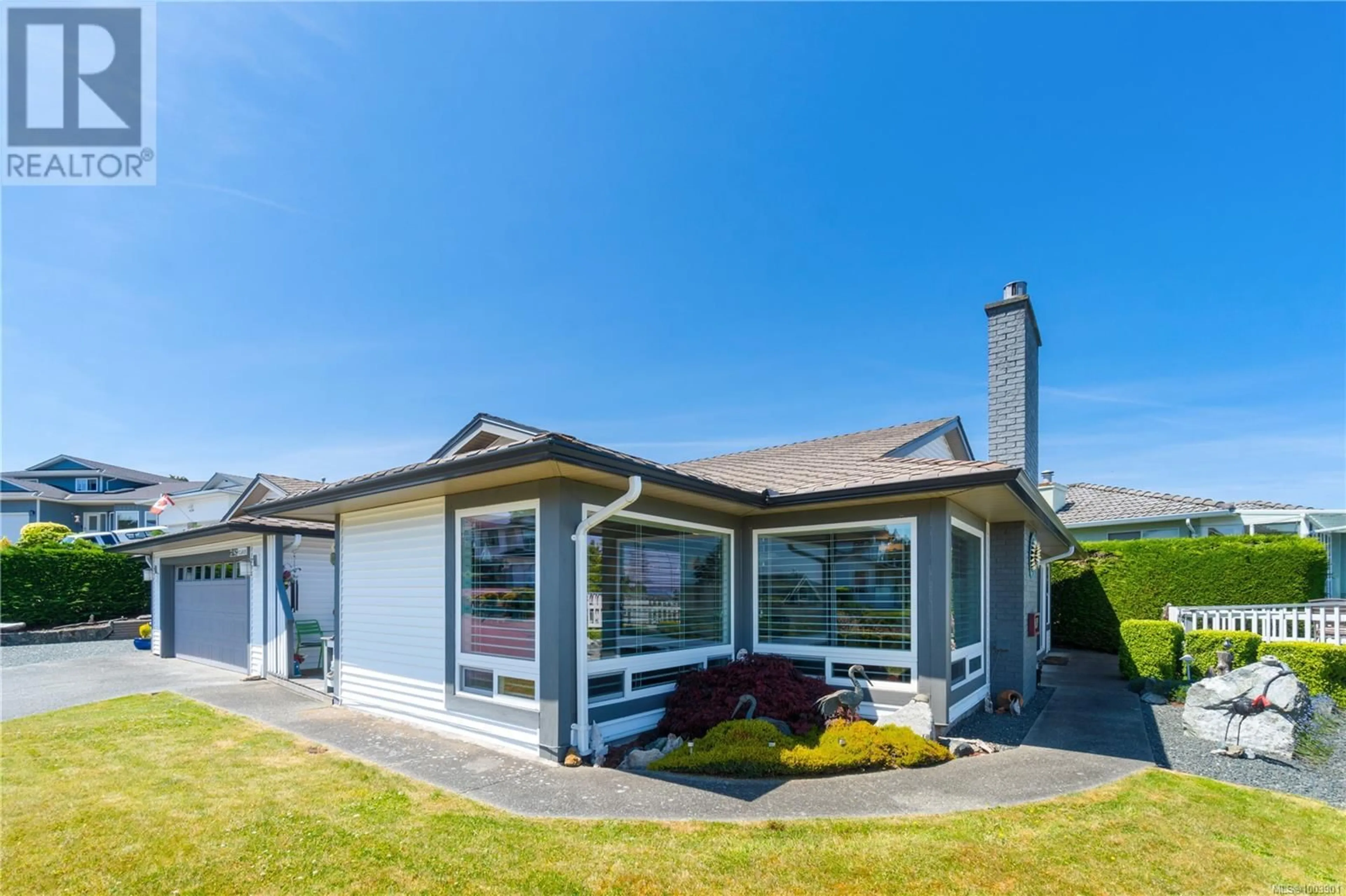 Home with vinyl exterior material, street for 6039 ICARUS DRIVE, Nanaimo British Columbia V9V1B7