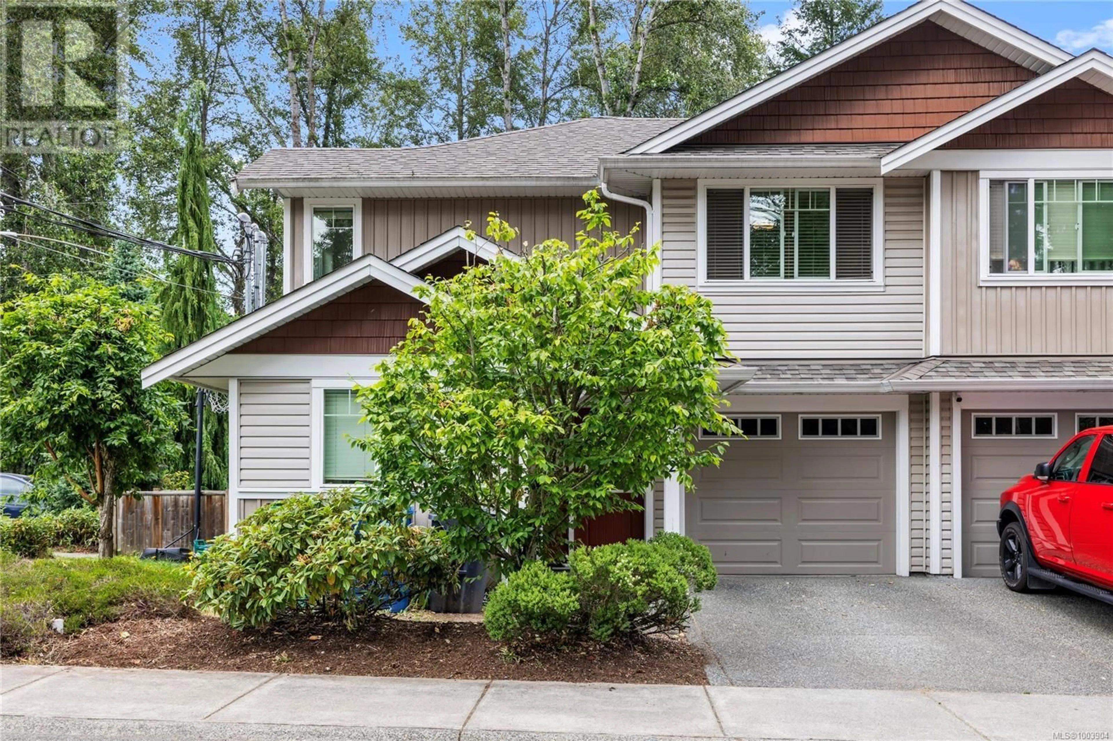 Home with vinyl exterior material, street for 512 GARDASAN WAY, Nanaimo British Columbia V9R6K8