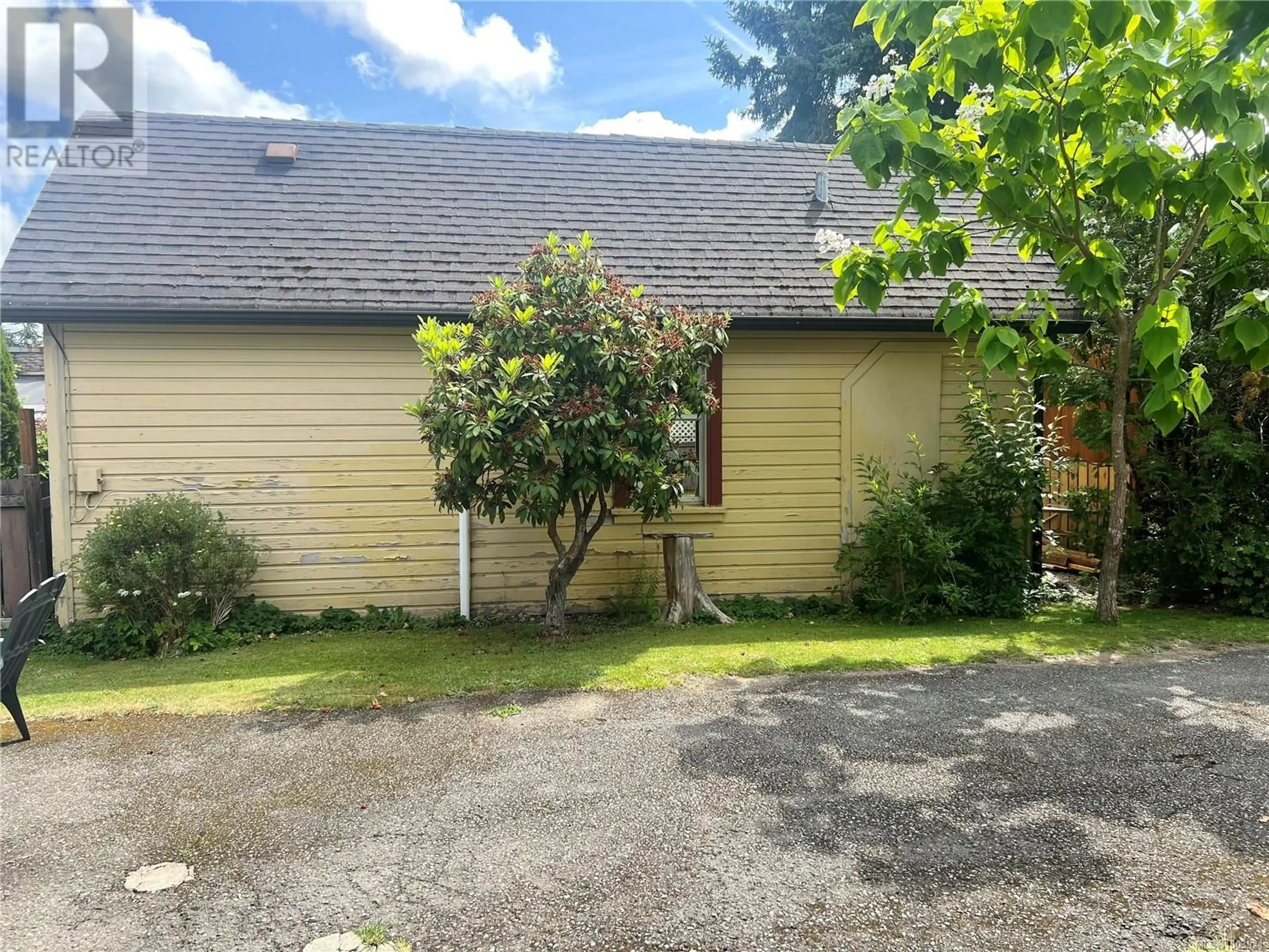A pic from outside/outdoor area/front of a property/back of a property/a pic from drone, street for 5130 GOLDEN STREET, Port Alberni British Columbia V9Y7J2
