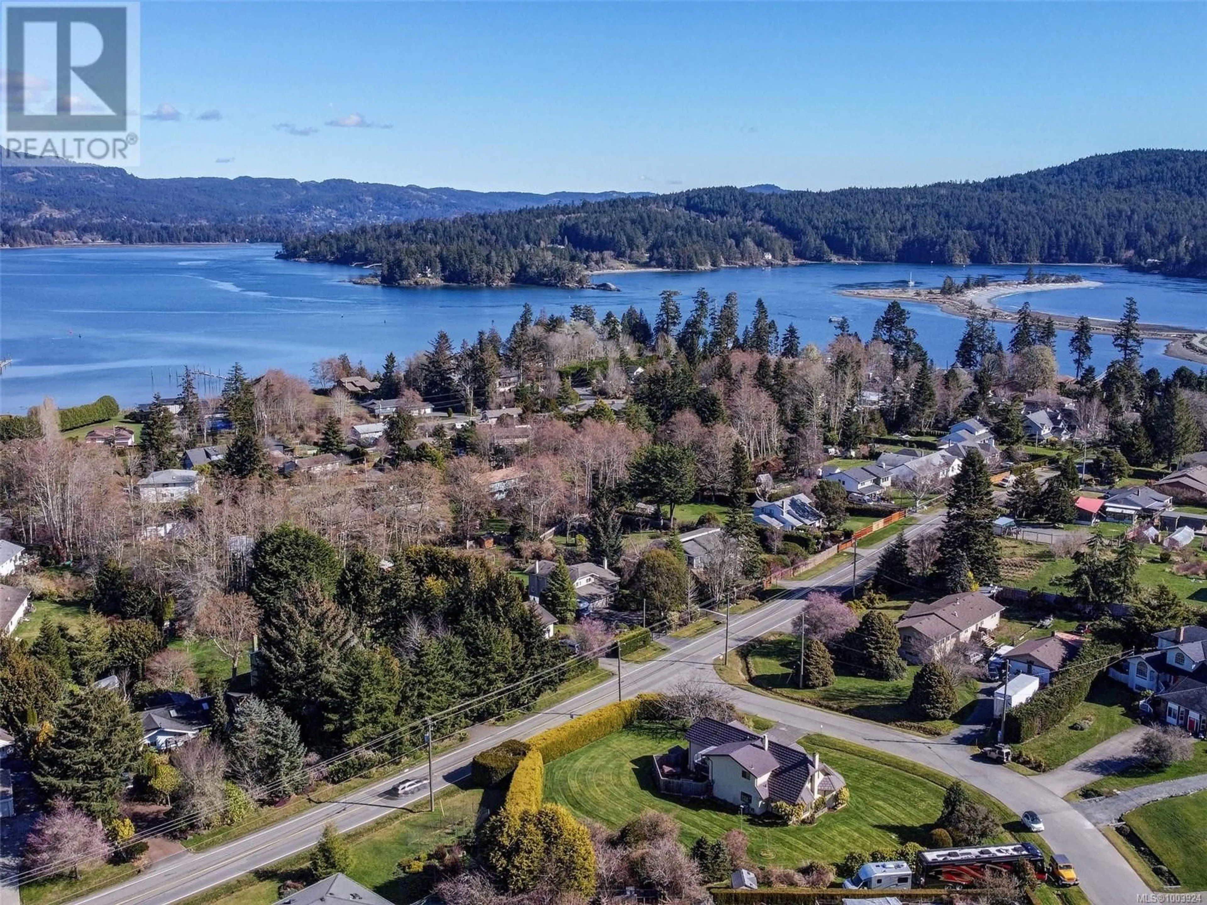 A pic from outside/outdoor area/front of a property/back of a property/a pic from drone, water/lake/river/ocean view for 7050 BRIARWOOD PLACE, Sooke British Columbia V9Z0T2