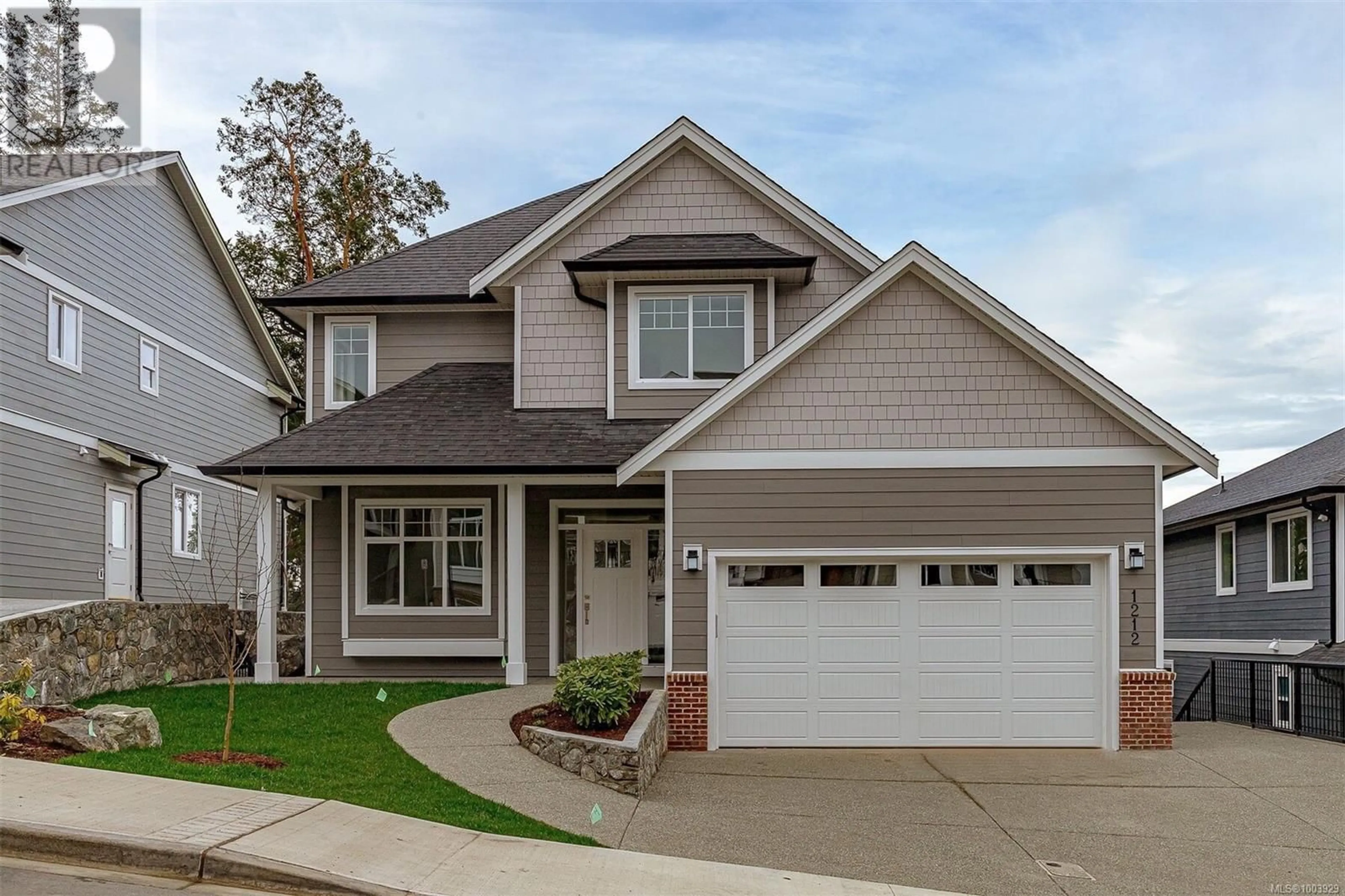 Home with vinyl exterior material, street for 1252 ASHMORE TERRACE, Langford British Columbia V9C0S6