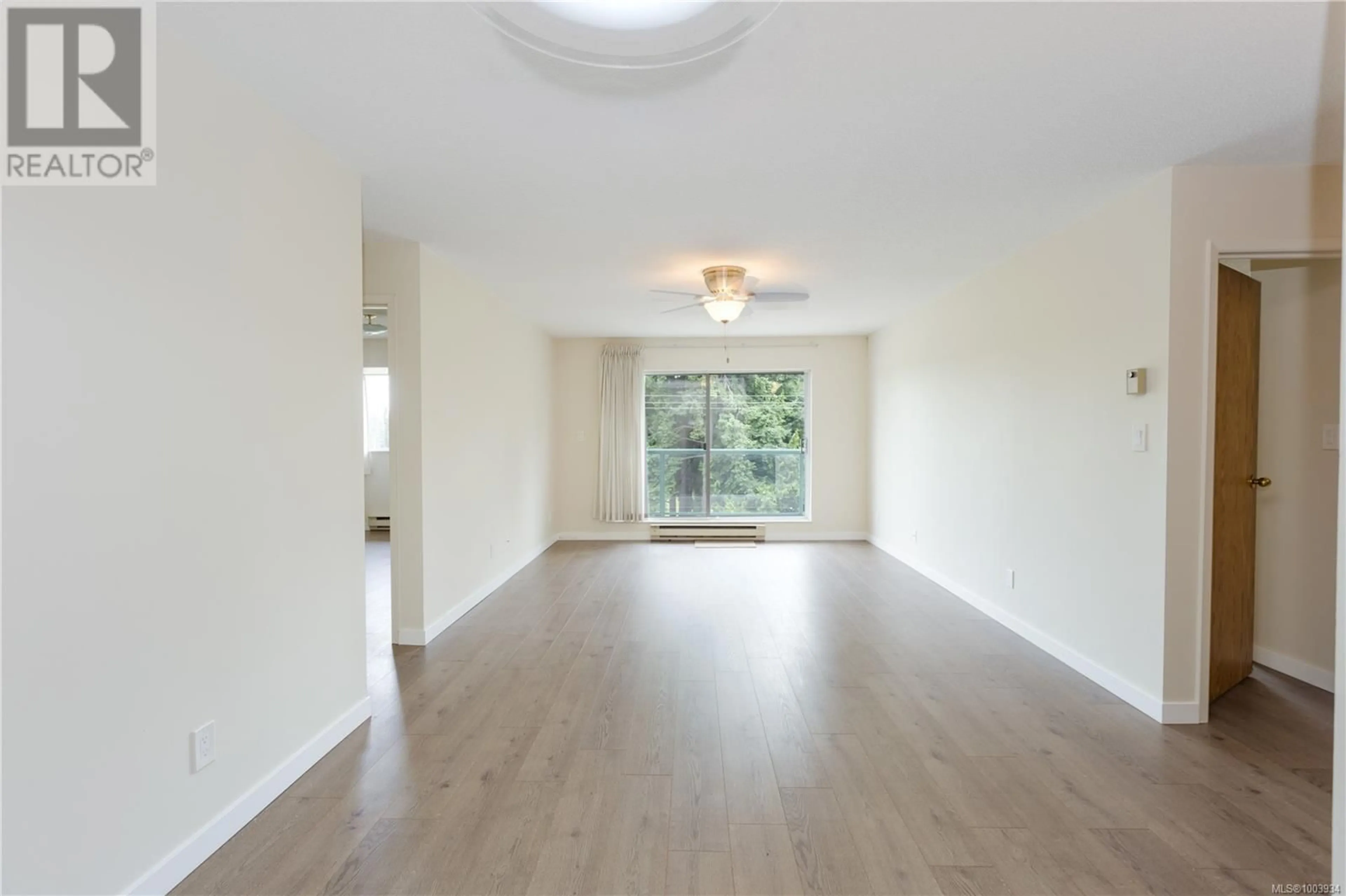 A pic of a room for 410 - 6715 DOVER ROAD, Nanaimo British Columbia V9V1L9