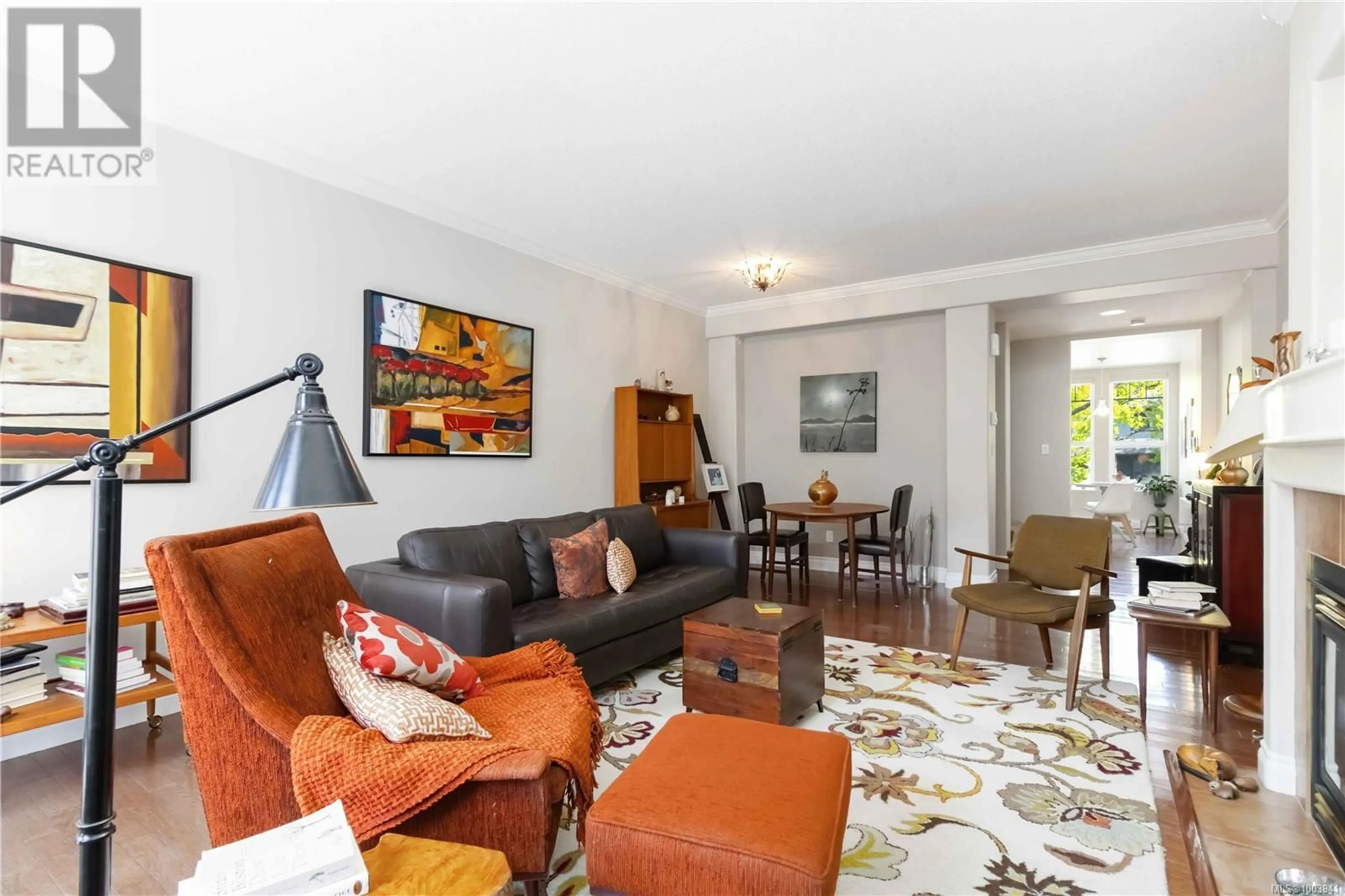 Living room with furniture, unknown for 4 - 285 SUPERIOR STREET, Victoria British Columbia V8V5A3