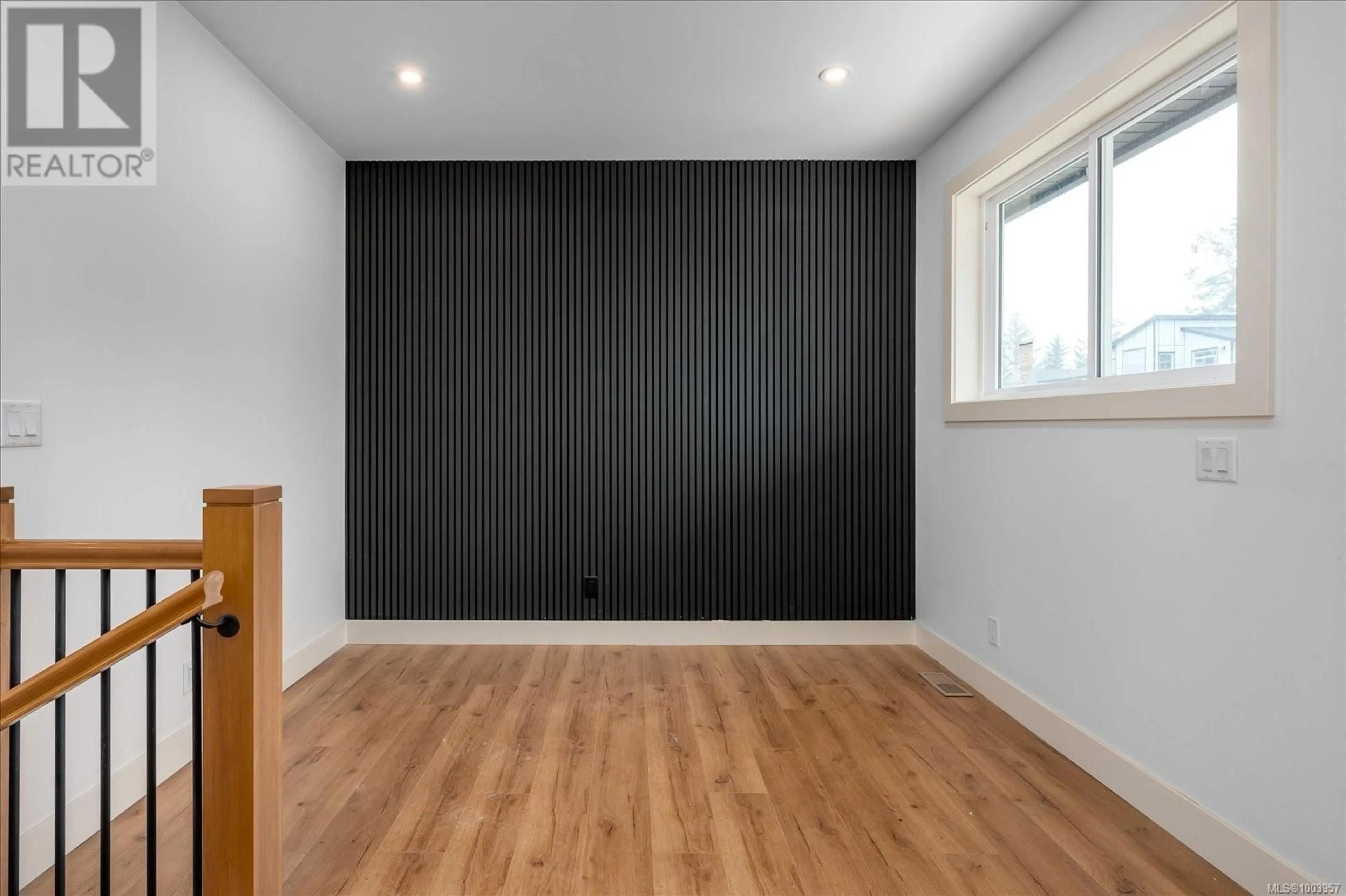 A pic of a room for 949 HARBOUR VIEW STREET, Nanaimo British Columbia V9R0K5