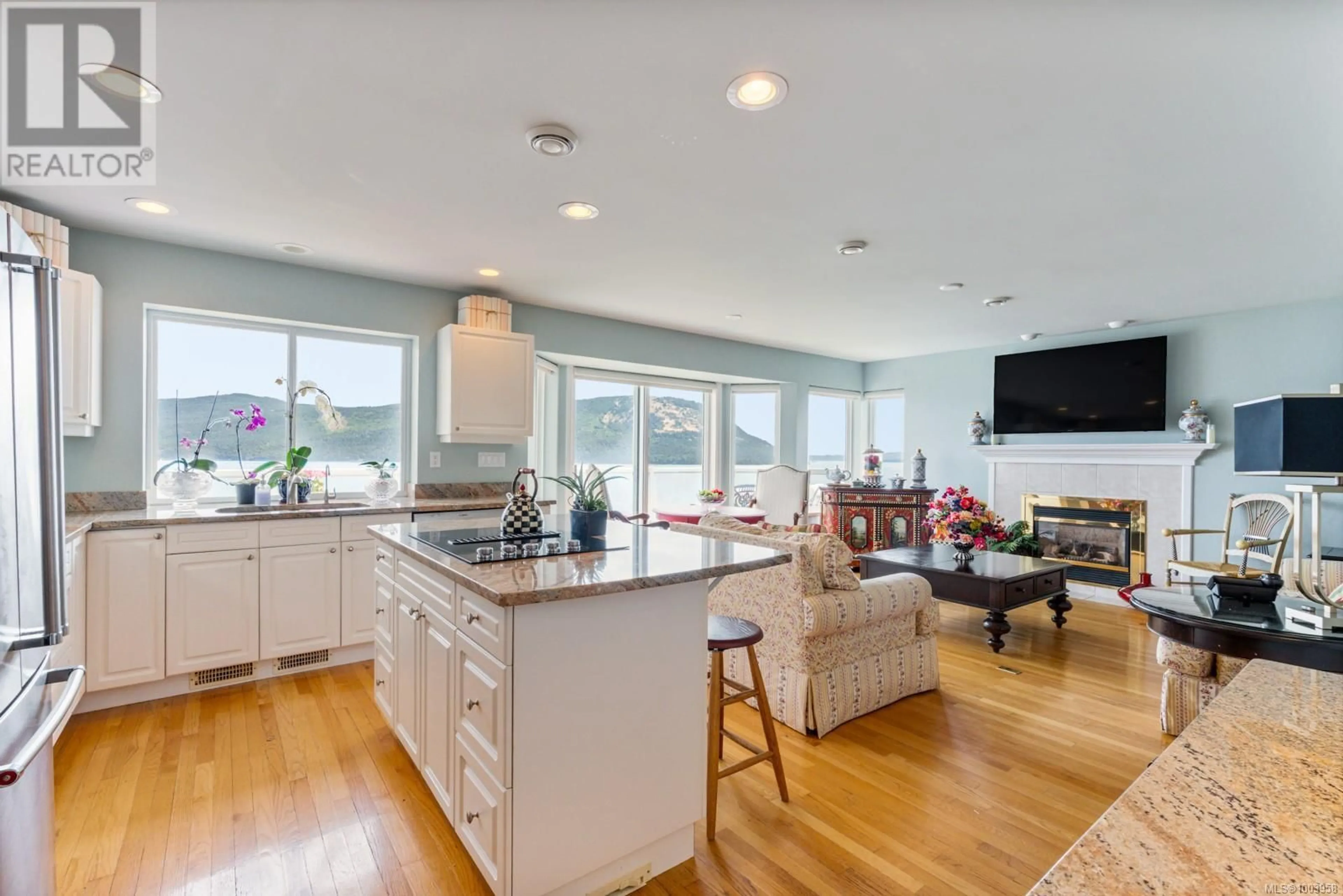 Open concept kitchen, unknown for 515 MARINE VIEW SOUTH, Cobble Hill British Columbia V0R1L1