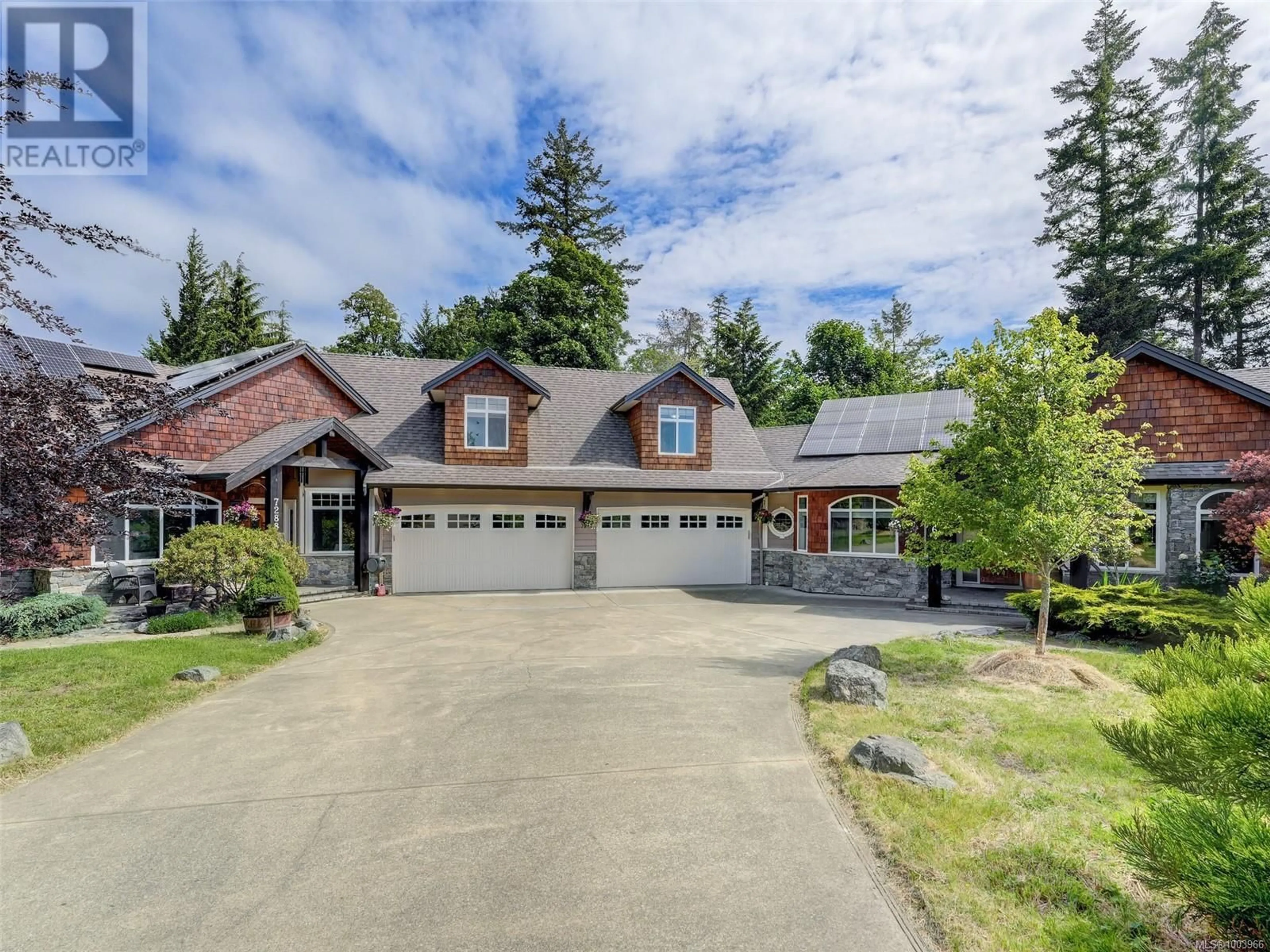A pic from outside/outdoor area/front of a property/back of a property/a pic from drone, street for 7288 THELMITA PLACE, Sooke British Columbia V9Z0J1