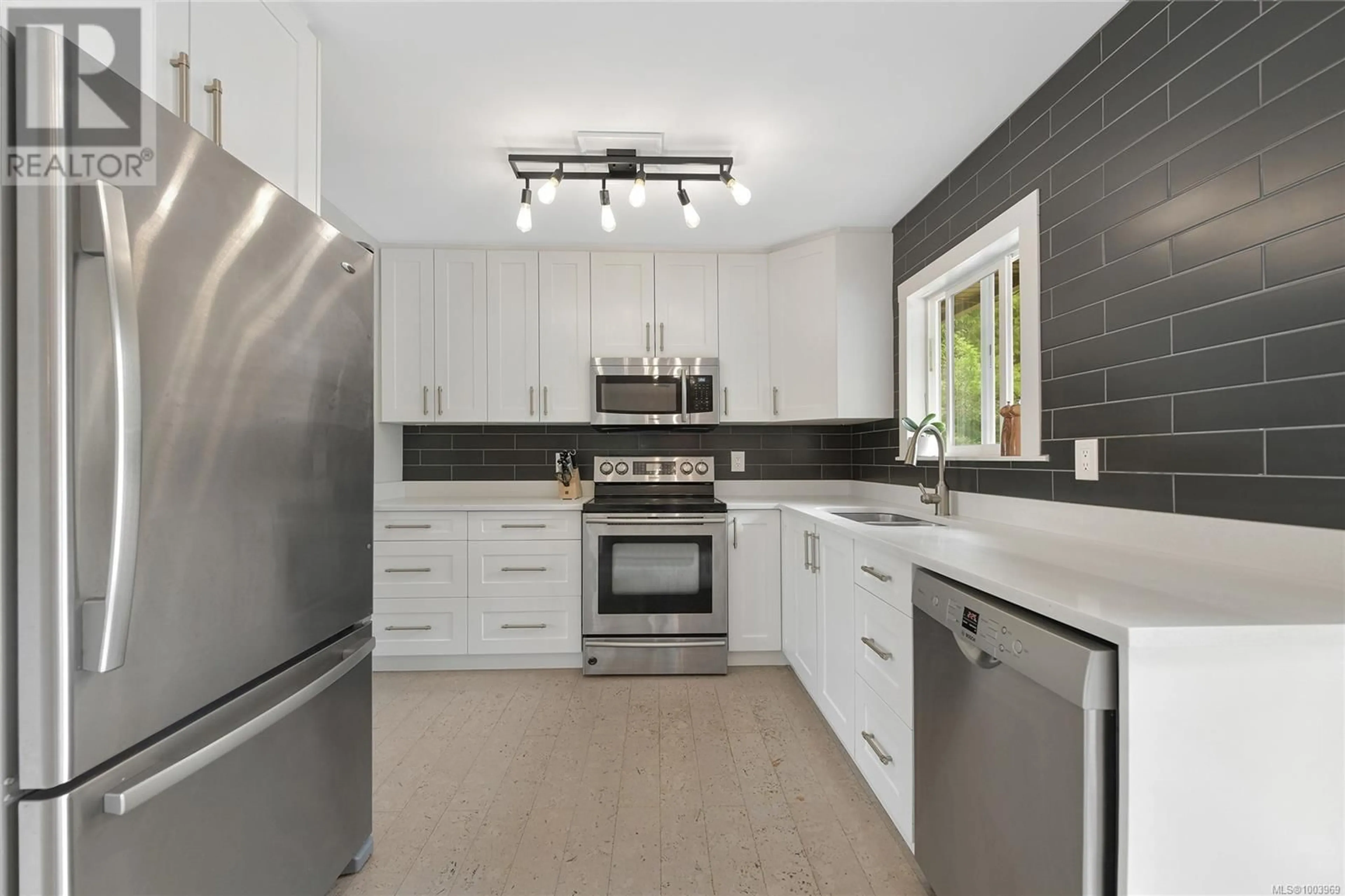 Contemporary kitchen, ceramic/tile floor for 2264 MARLENE DRIVE, Colwood British Columbia V9B2C9