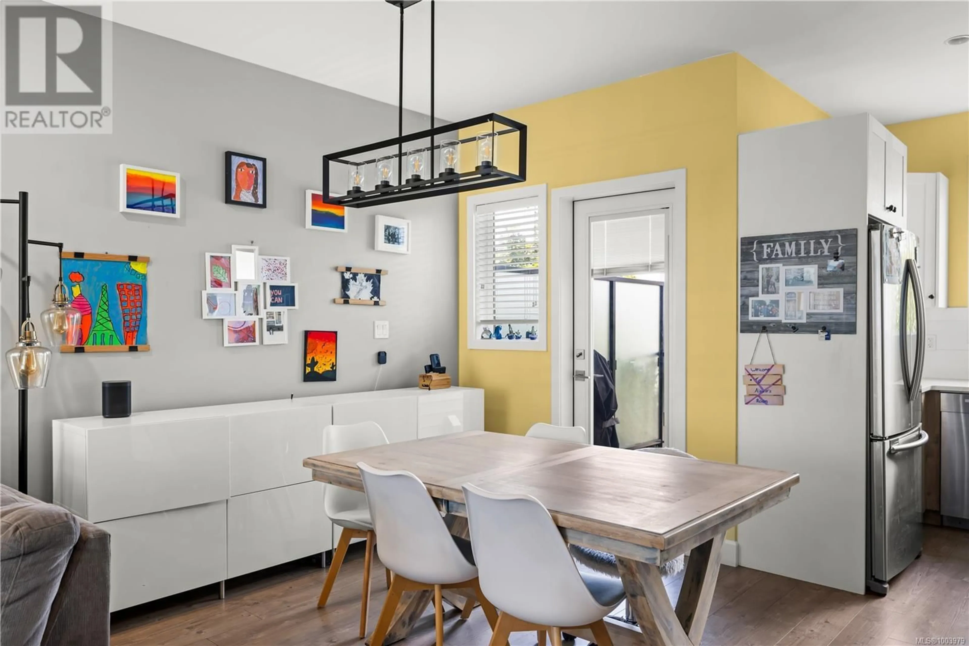 Contemporary kitchen, unknown for 102 - 3351 LUXTON ROAD, Langford British Columbia V9C2Y9