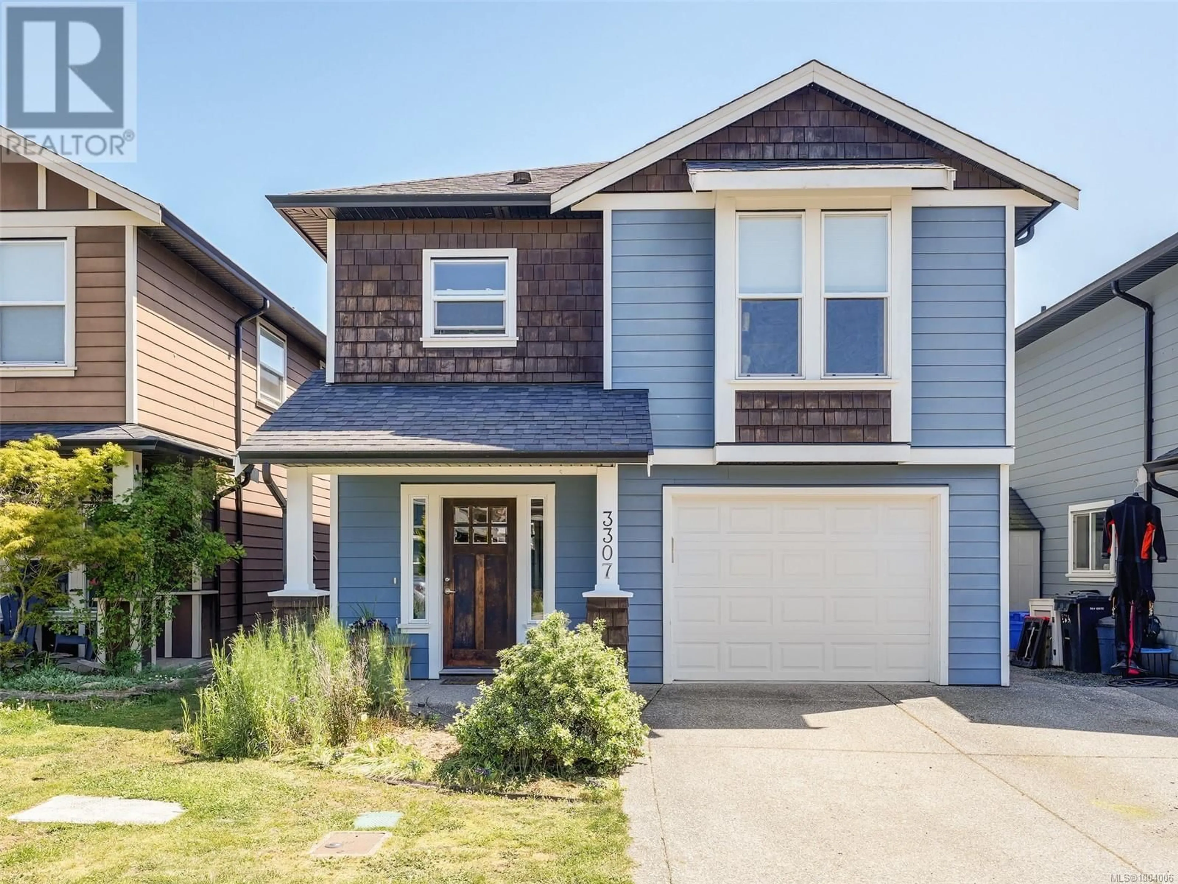 Home with vinyl exterior material, street for 3307 MERLIN ROAD, Langford British Columbia V9C0H3