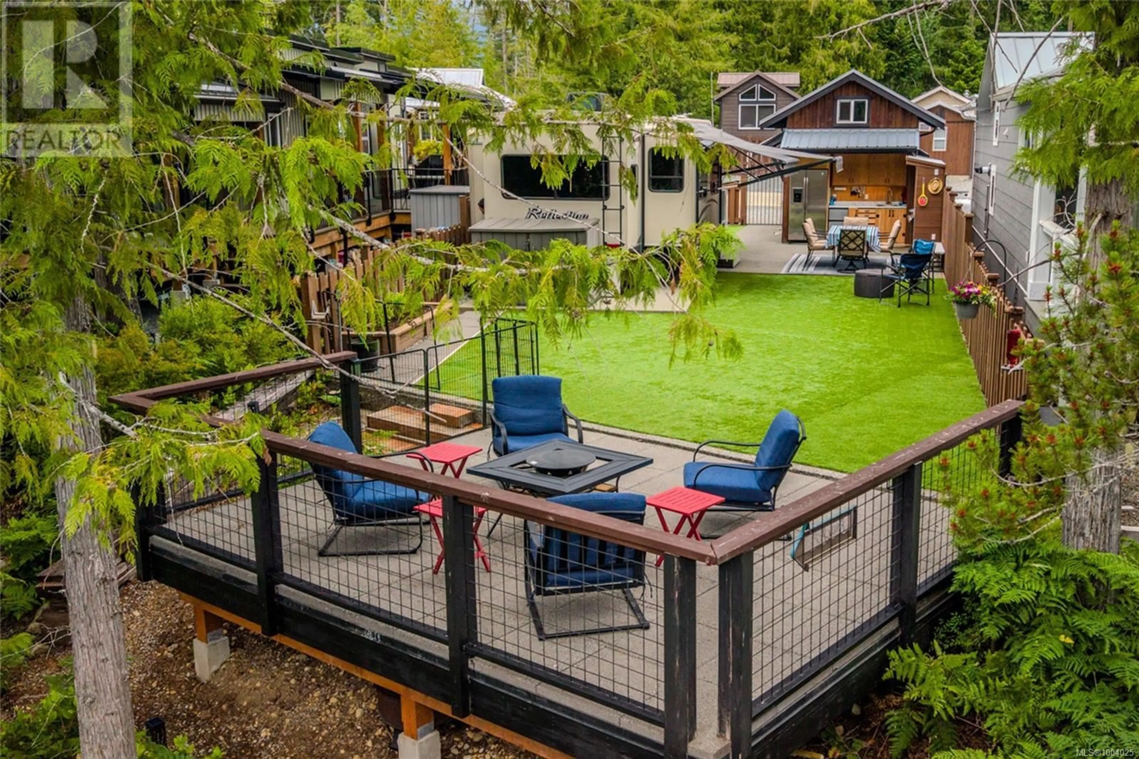 Patio, water/lake/river/ocean view for 20 - 10750 CENTRAL LAKE ROAD, Port Alberni British Columbia V9Y8Z2