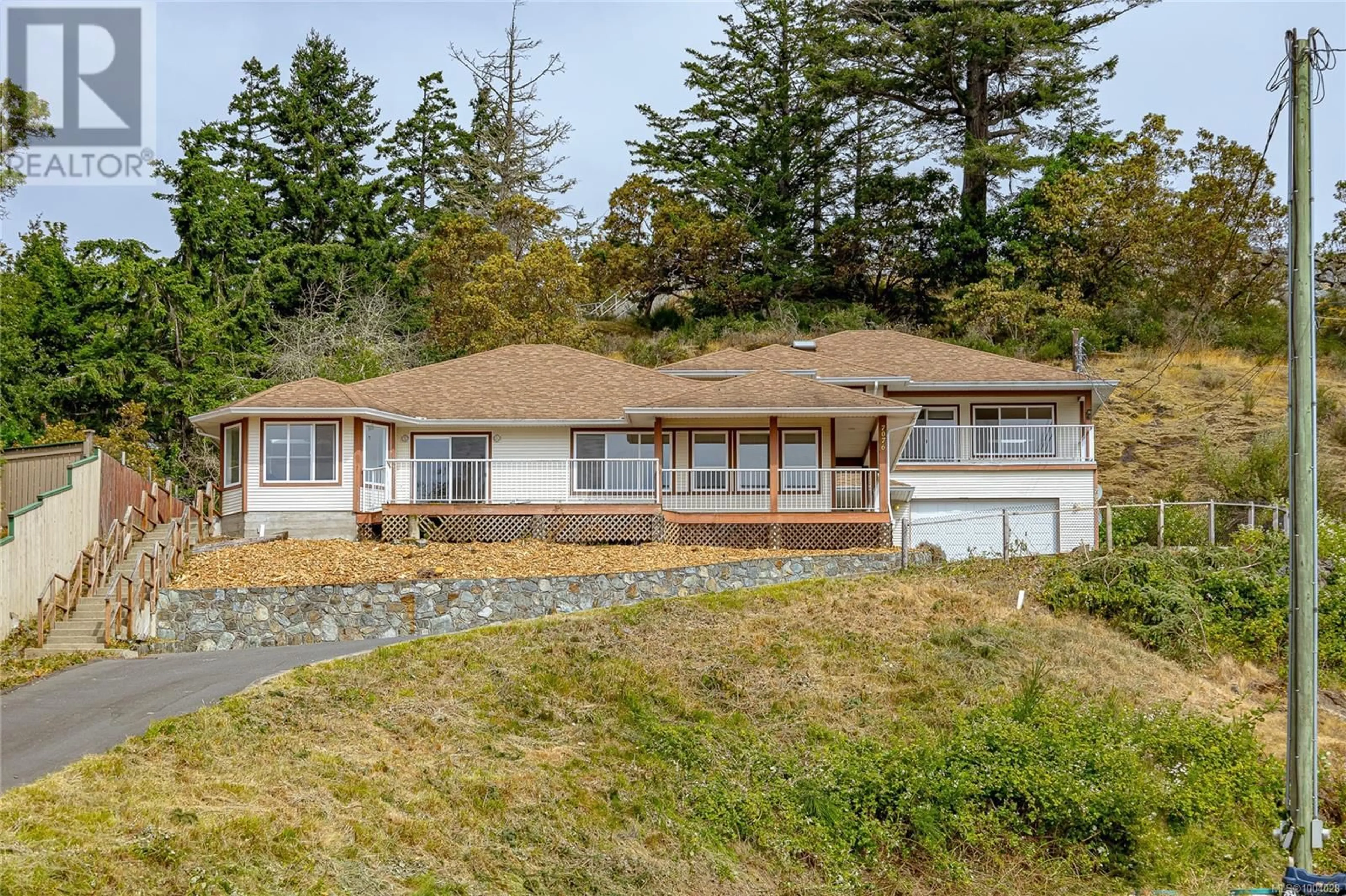Home with vinyl exterior material, water/lake/river/ocean view for 7076 MAPLE PARK TERRACE, Sooke British Columbia V9Z0N2