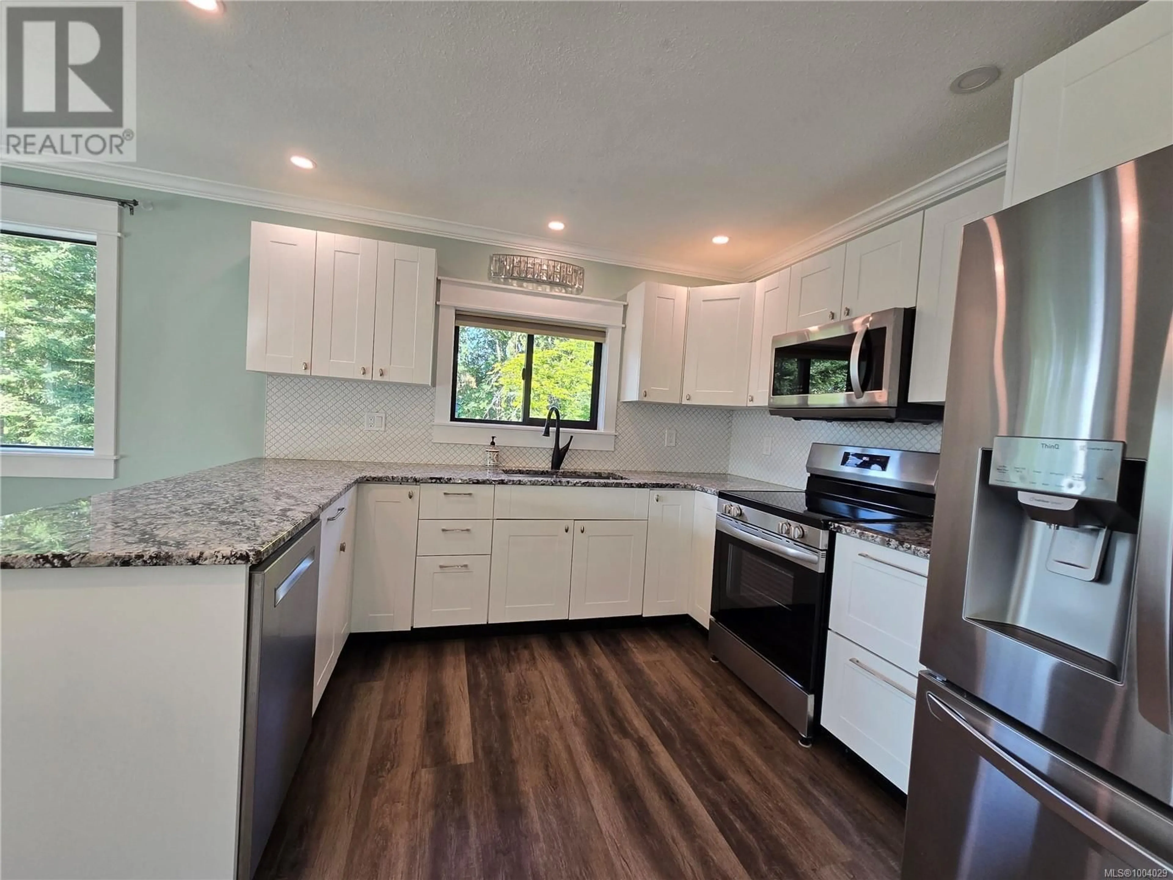 Open concept kitchen, unknown for 6315 WOODGROVE WAY, Duncan British Columbia V9L5R4