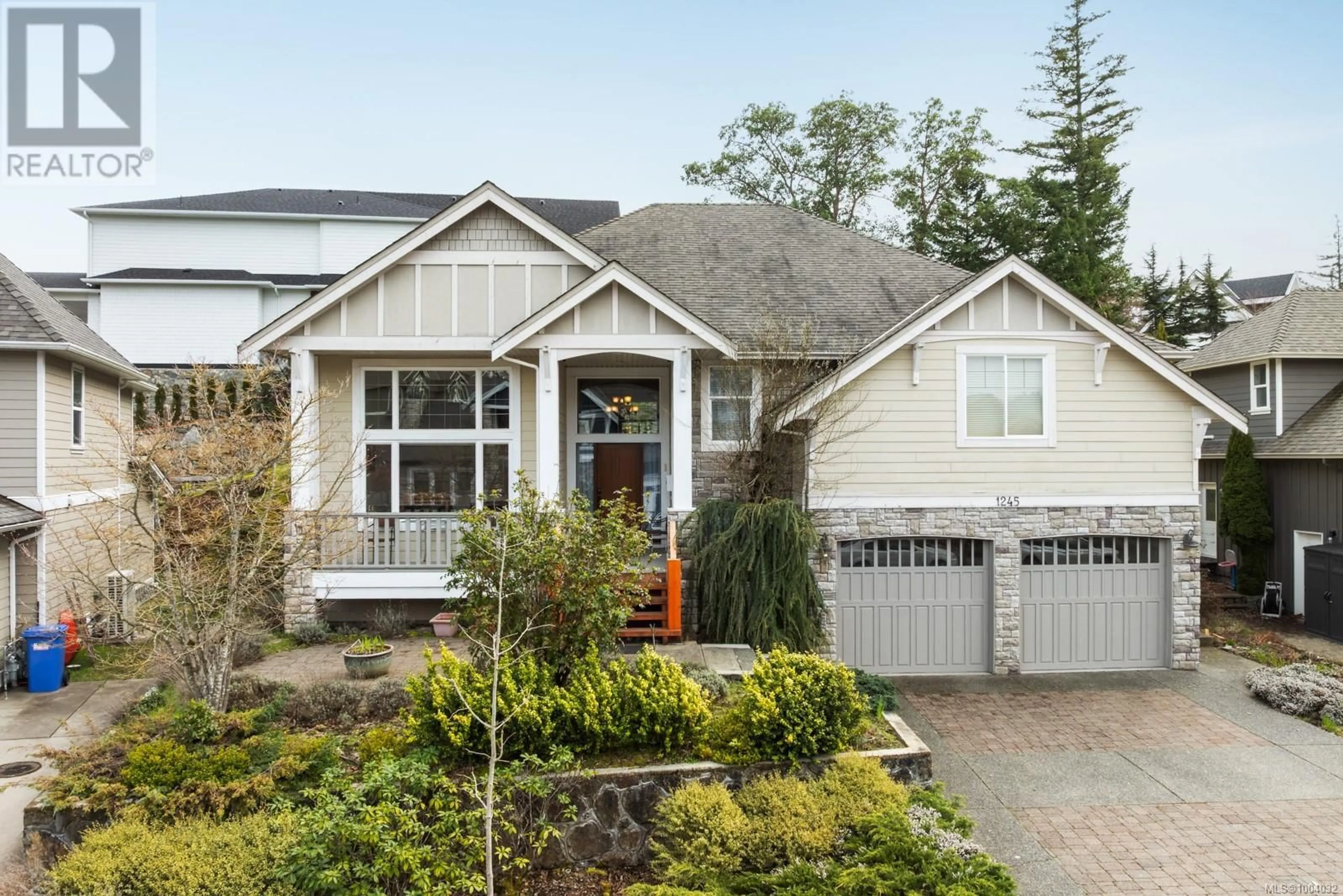 Home with vinyl exterior material, street for 1245 ROCKHAMPTON CLOSE, Langford British Columbia V9B6X4