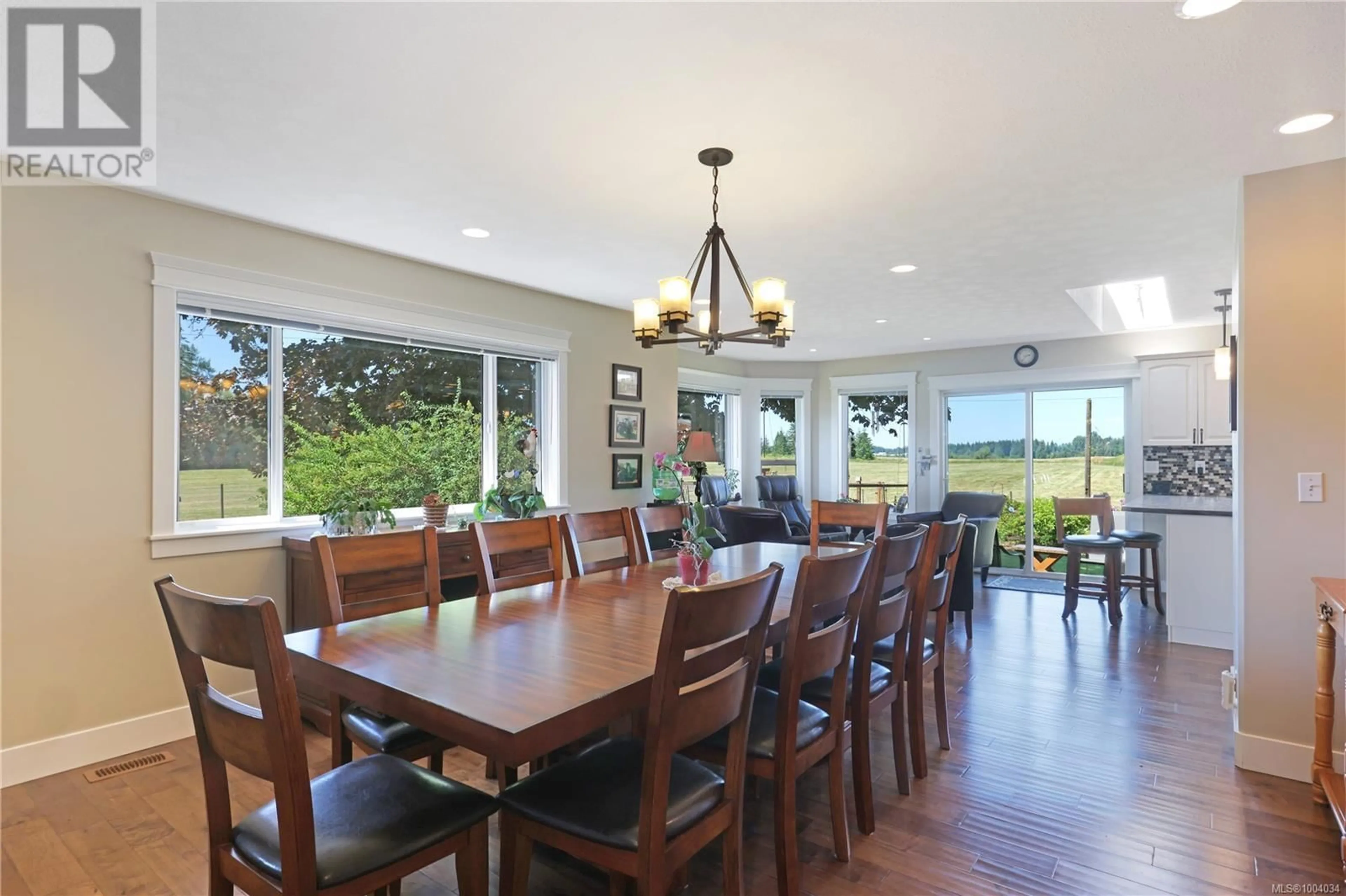 Dining room, unknown for 2332 ENDALL ROAD, Black Creek British Columbia V9J1G7