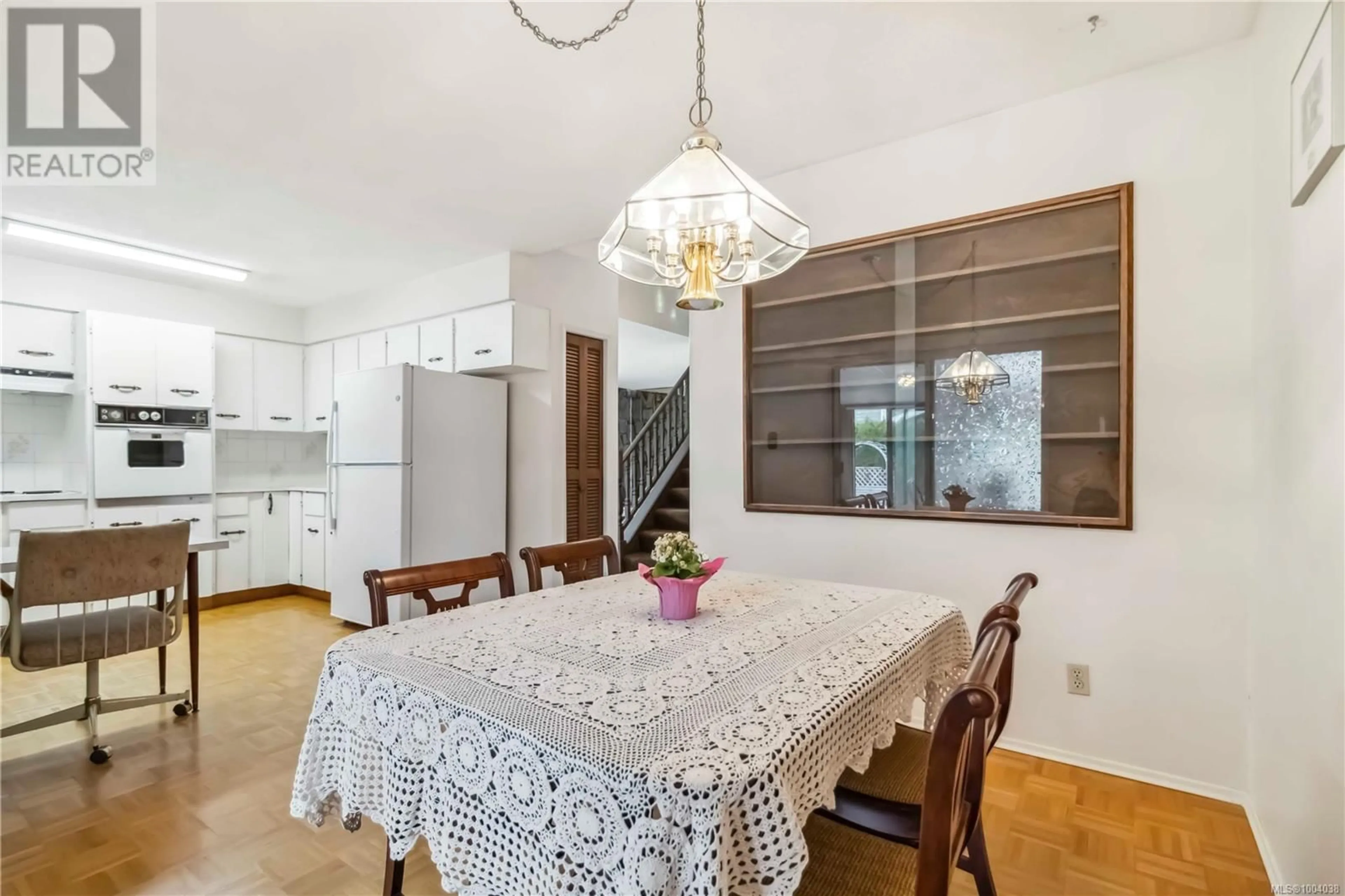 Dining room, unknown for 2400 LOVELL AVENUE, Sidney British Columbia V8L2J8