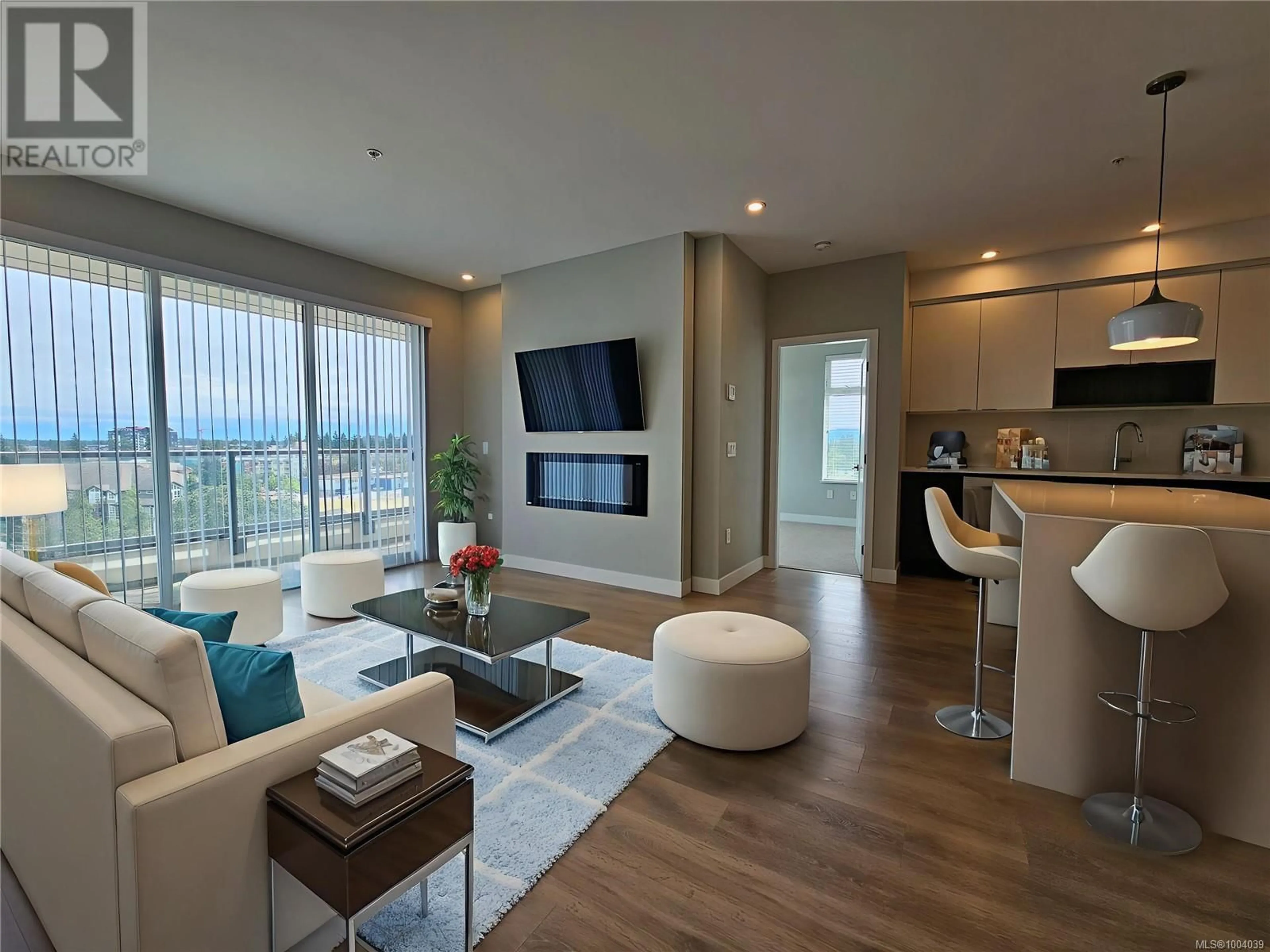 Living room with furniture, unknown for 513 - 967 WHIRLAWAY CRESCENT, Langford British Columbia V9B6W6