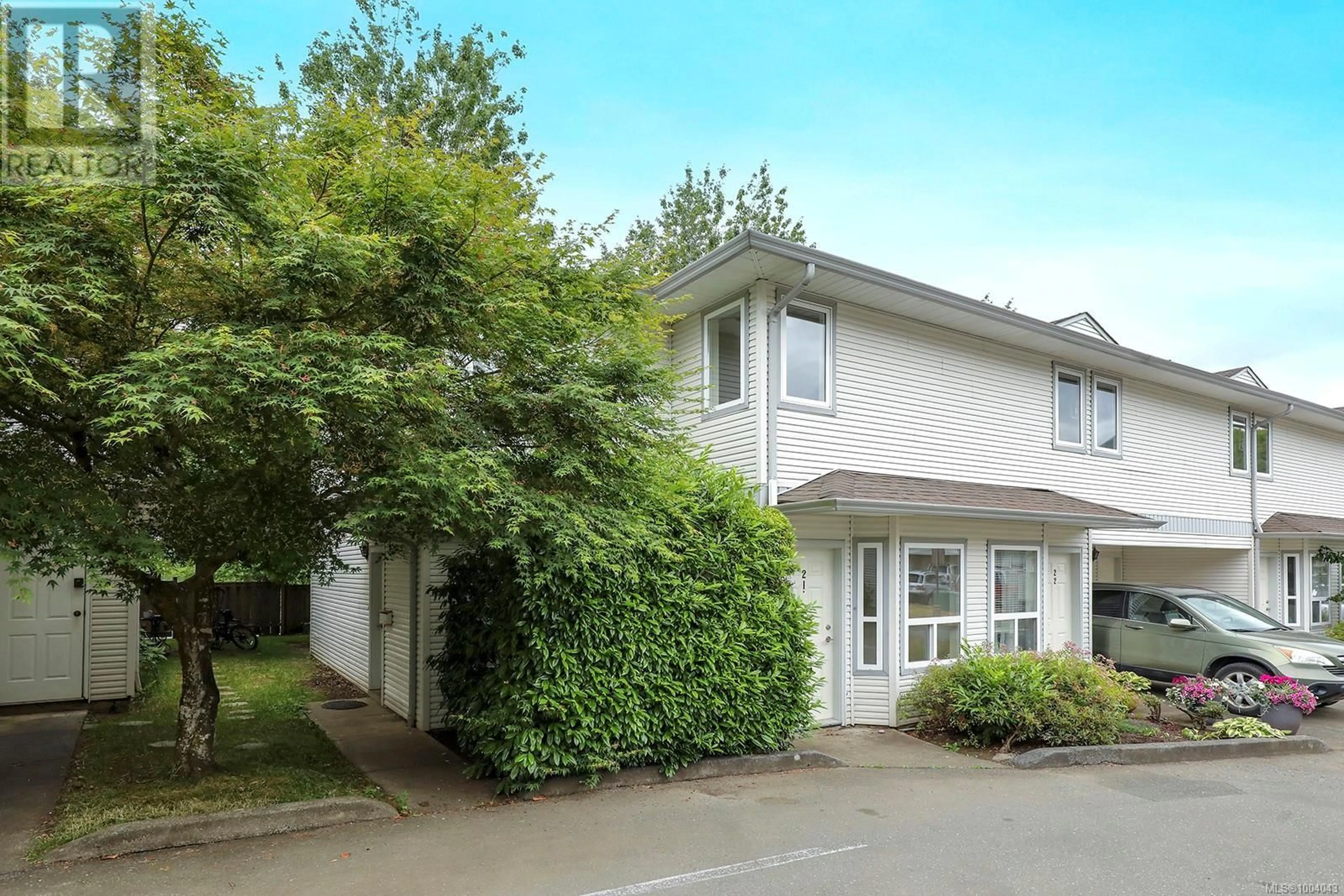 A pic from outside/outdoor area/front of a property/back of a property/a pic from drone, street for 21 - 1180 BRAIDWOOD ROAD, Courtenay British Columbia V9N3R9