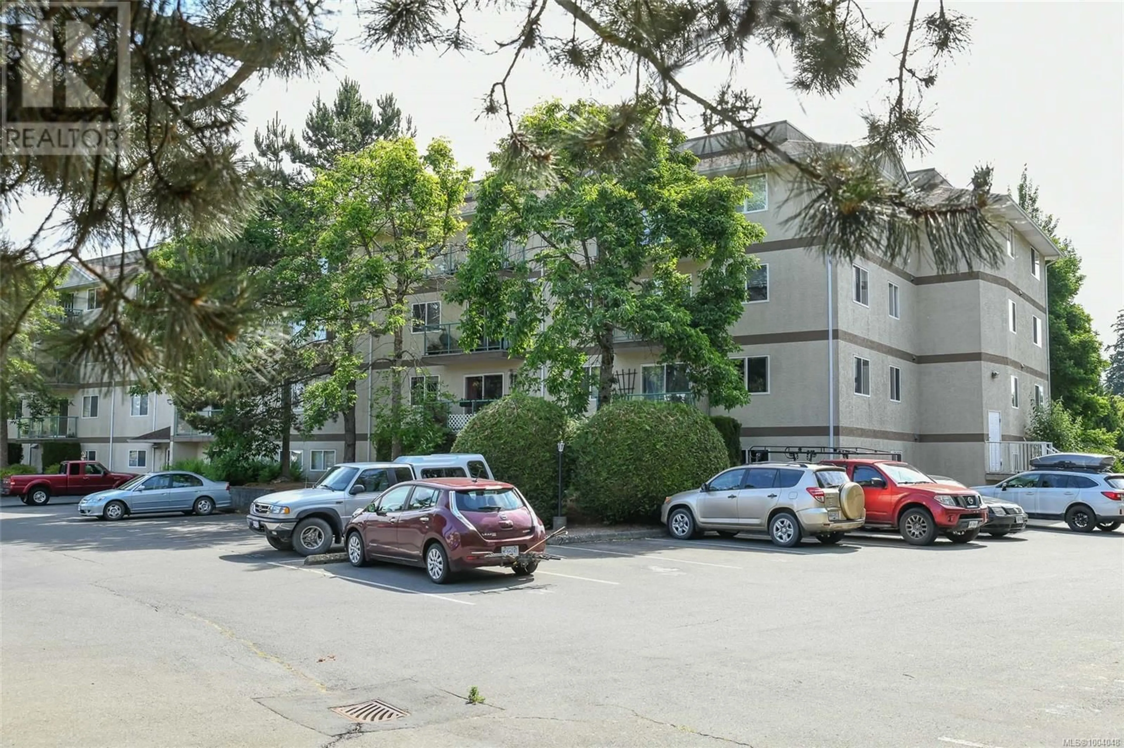 Parking for 306 - 1355 CUMBERLAND ROAD, Courtenay British Columbia V9N2G1