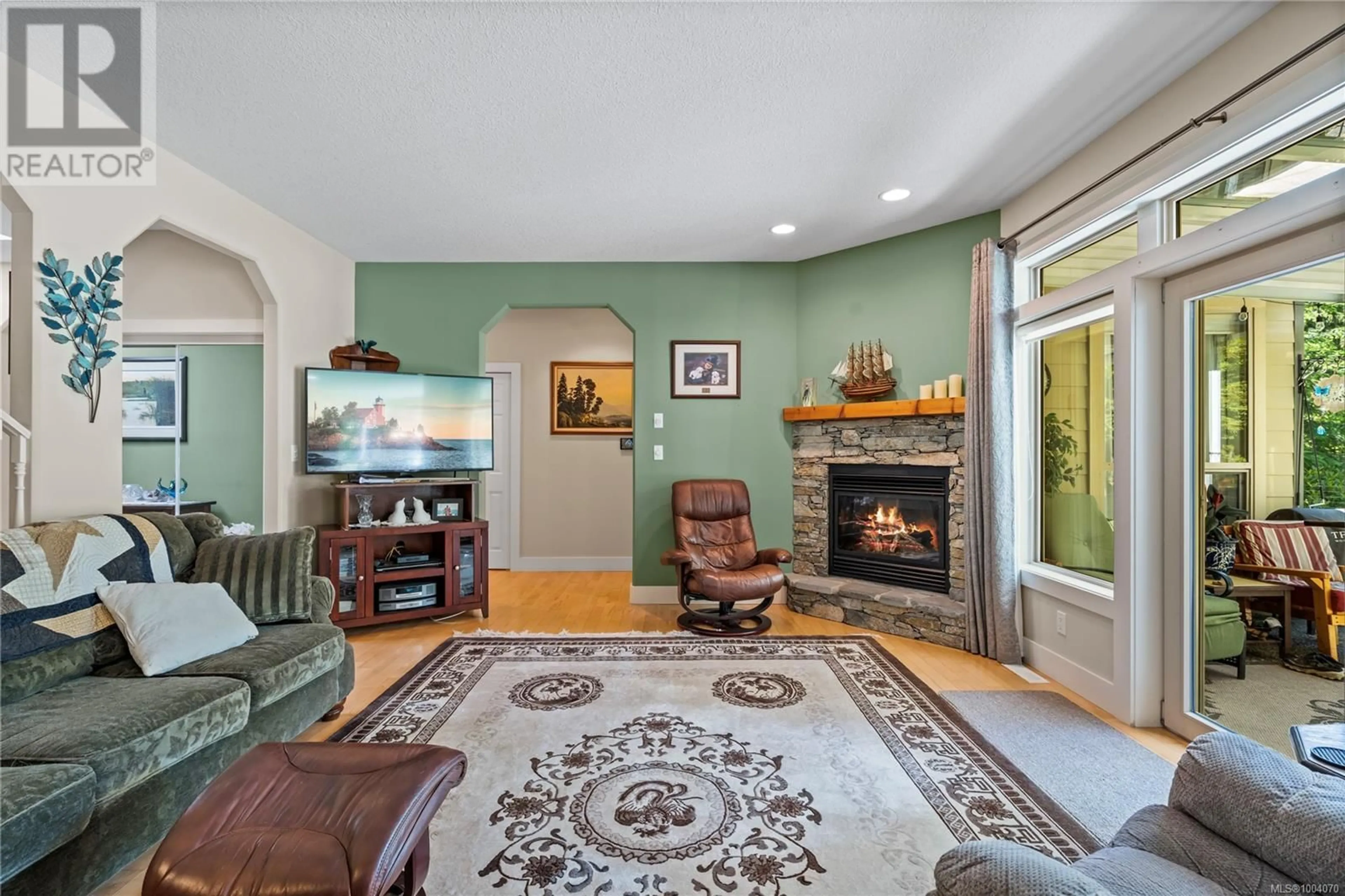 Living room with furniture, unknown for 1050 PARADISE PLACE, Nanoose Bay British Columbia V9P9A4