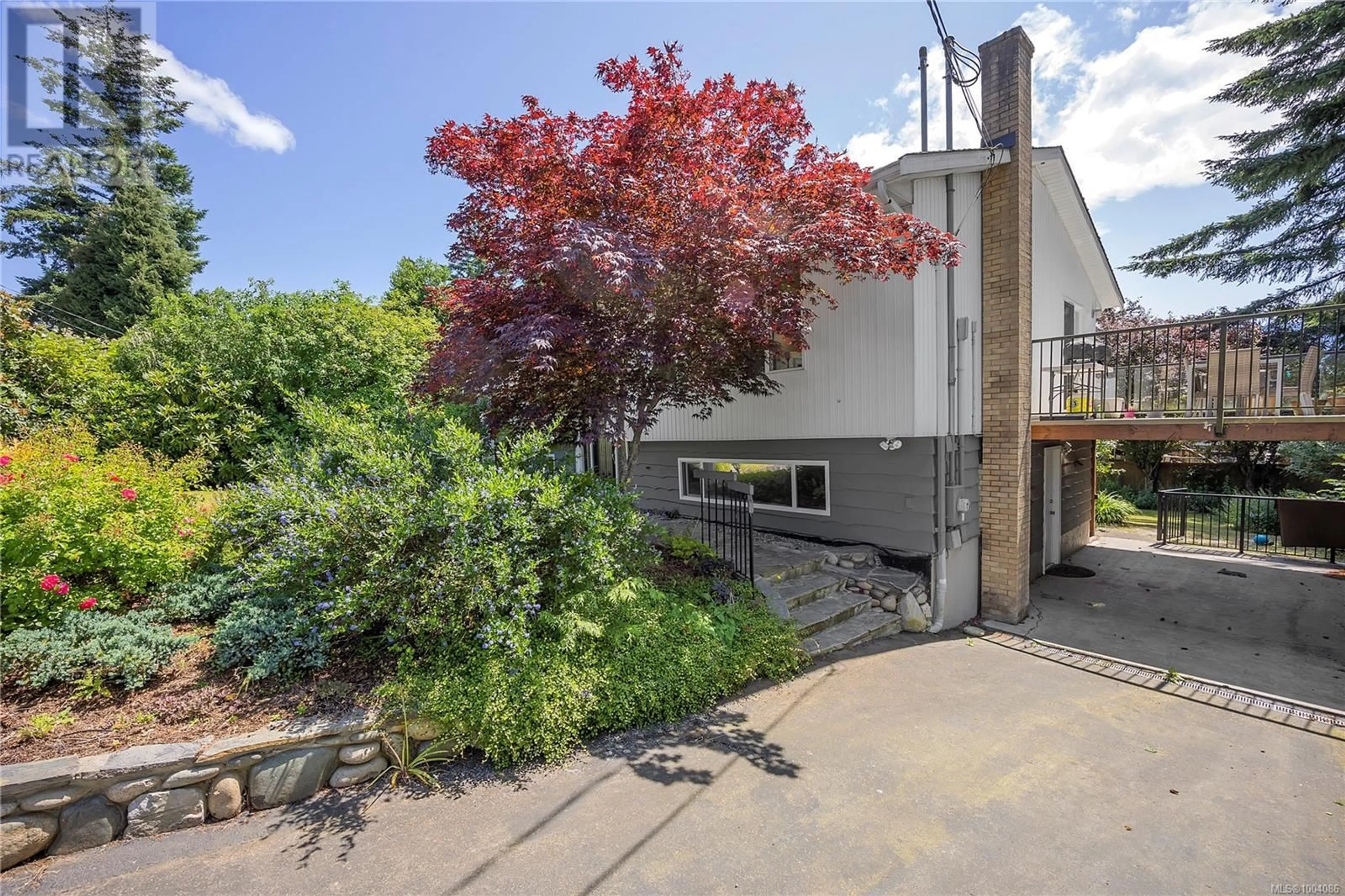 A pic from outside/outdoor area/front of a property/back of a property/a pic from drone, street for 3659 NORWELL DRIVE, Nanaimo British Columbia V9T1X7