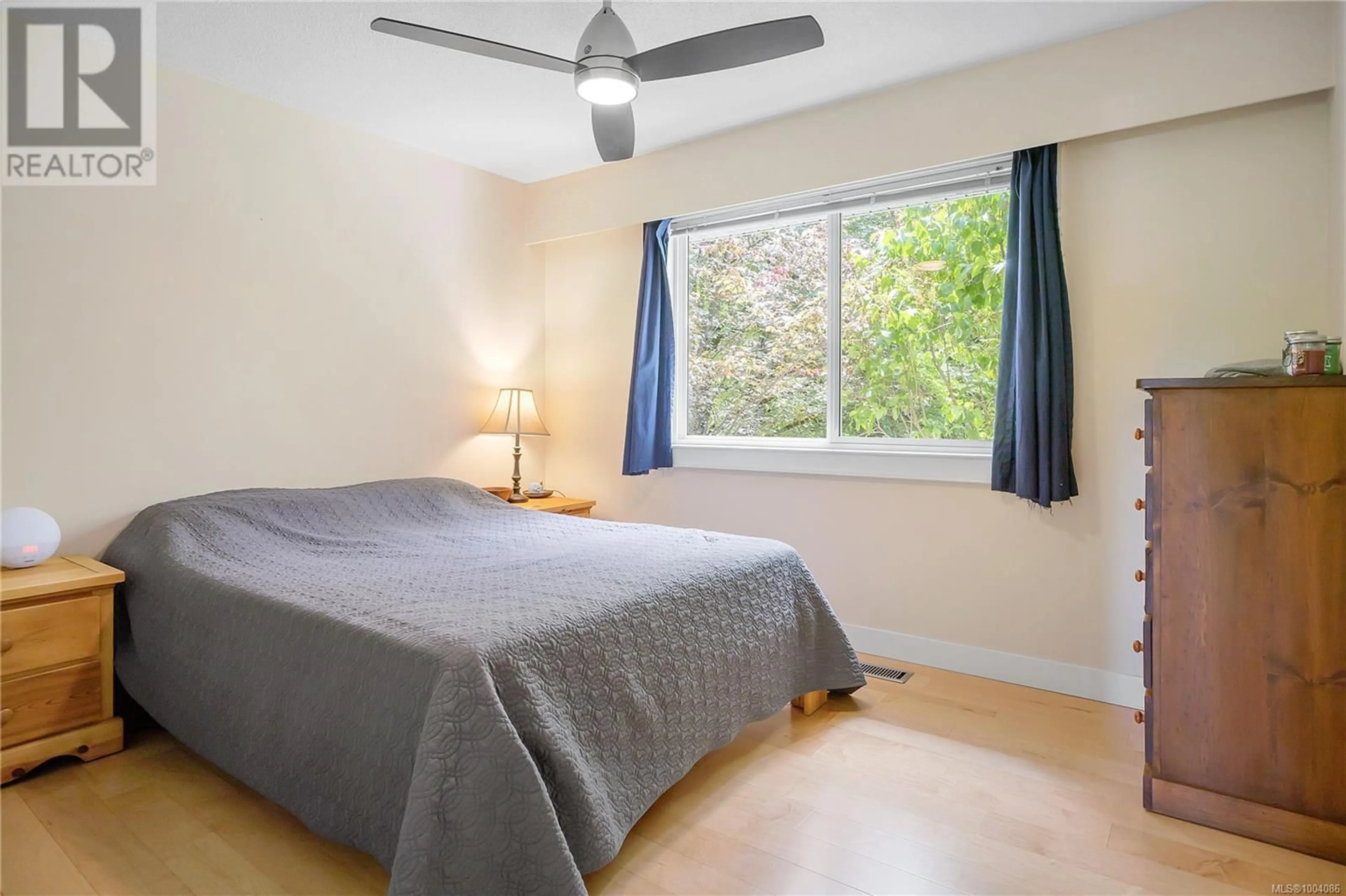 Bedroom with bed, unknown for 3659 NORWELL DRIVE, Nanaimo British Columbia V9T1X7