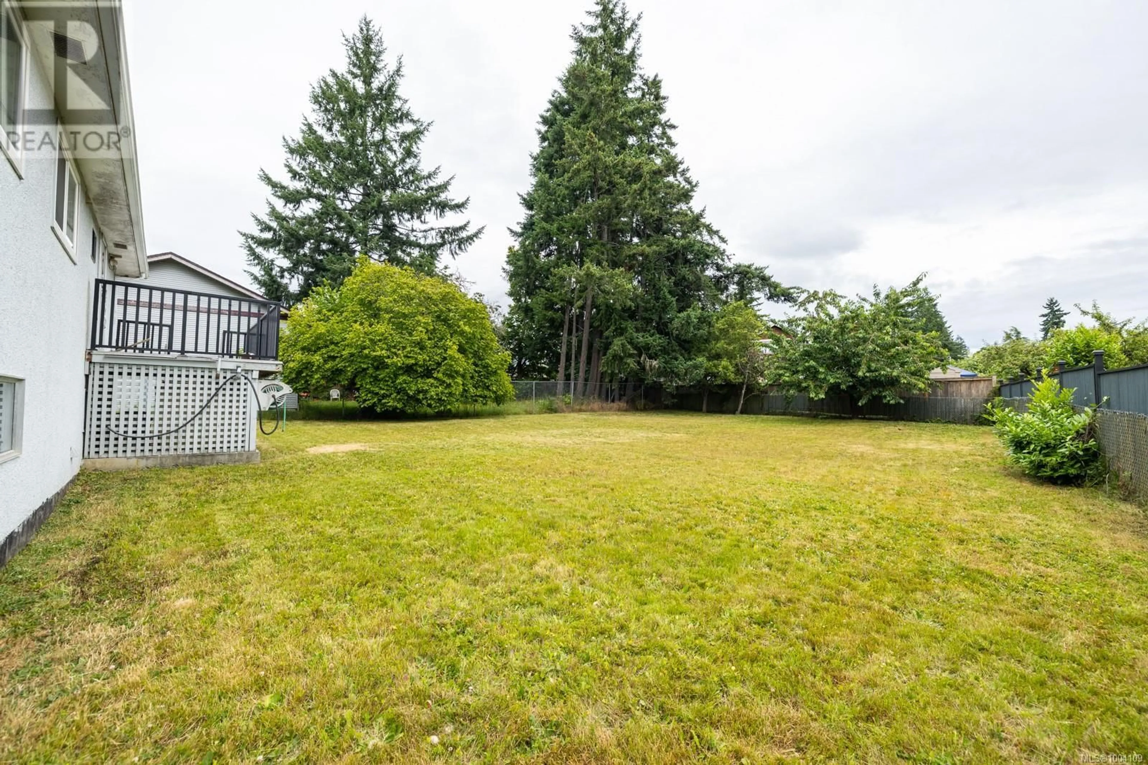 Patio, unknown for 2277 BELLAMY ROAD, Langford British Columbia V9B3M4