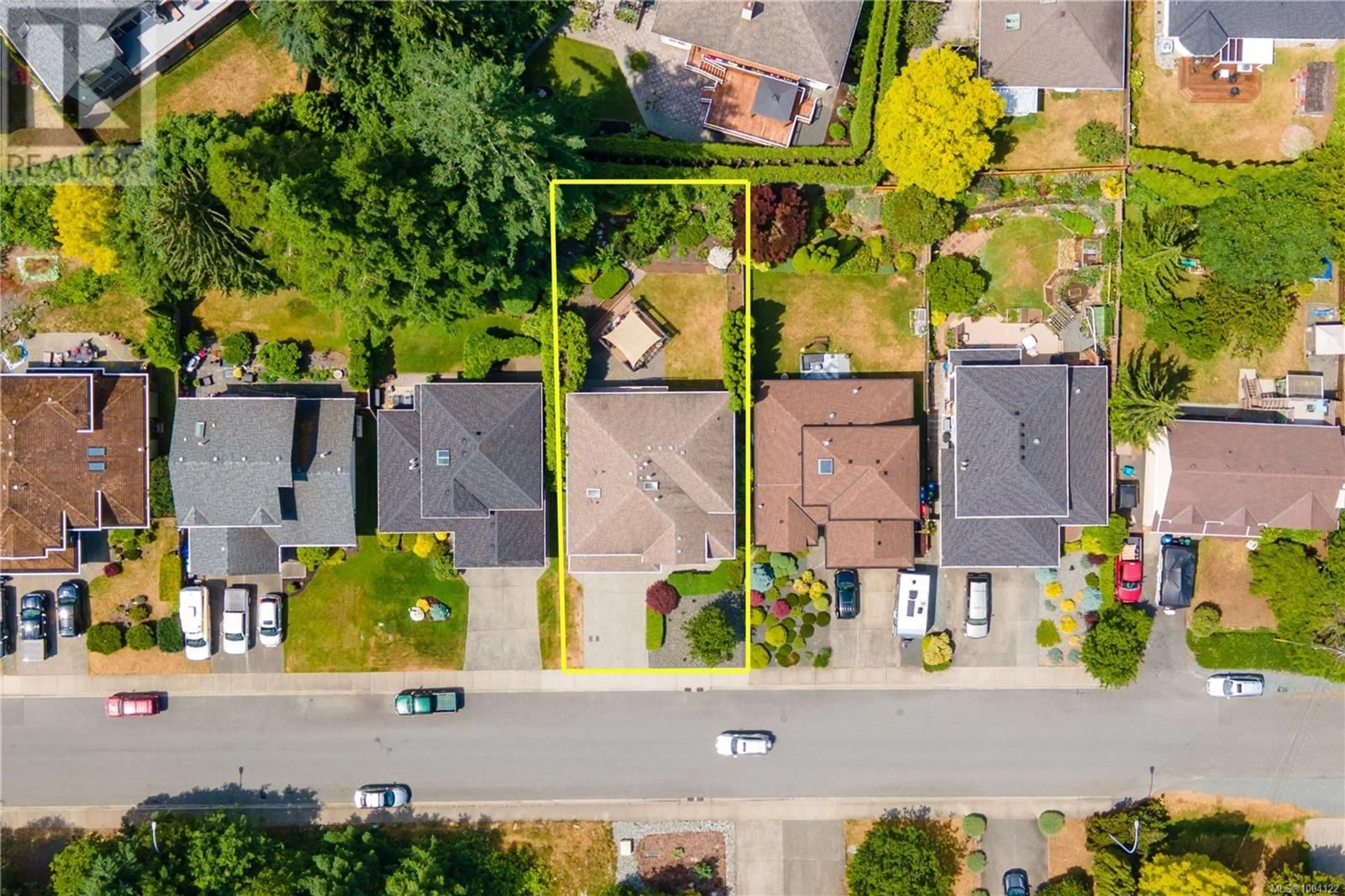 A pic from outside/outdoor area/front of a property/back of a property/a pic from drone, street for 3449 PLANTA ROAD, Nanaimo British Columbia V9T6E1