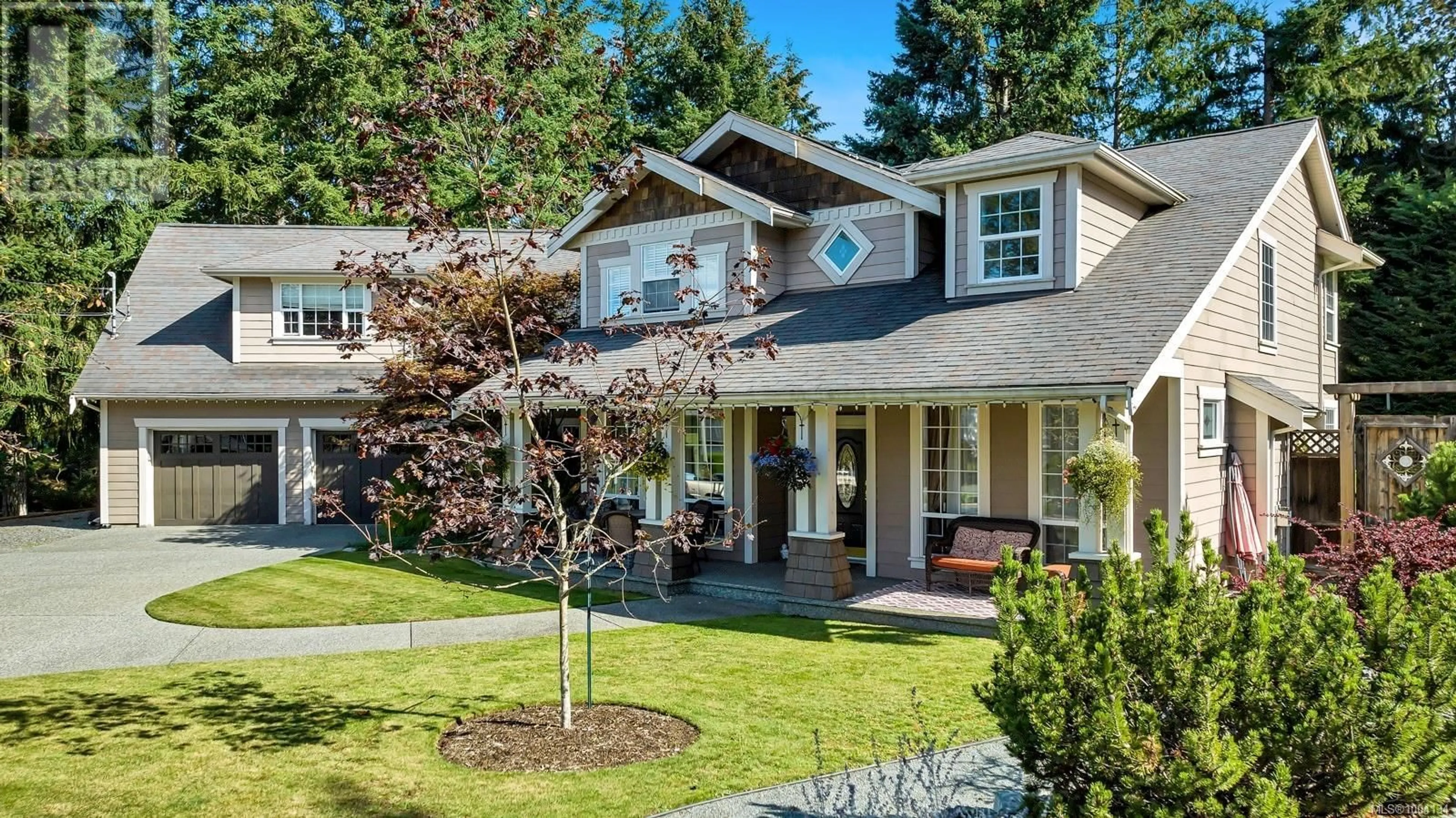 Home with vinyl exterior material, street for 6528 OSPREY PLACE, Duncan British Columbia V9L5S3