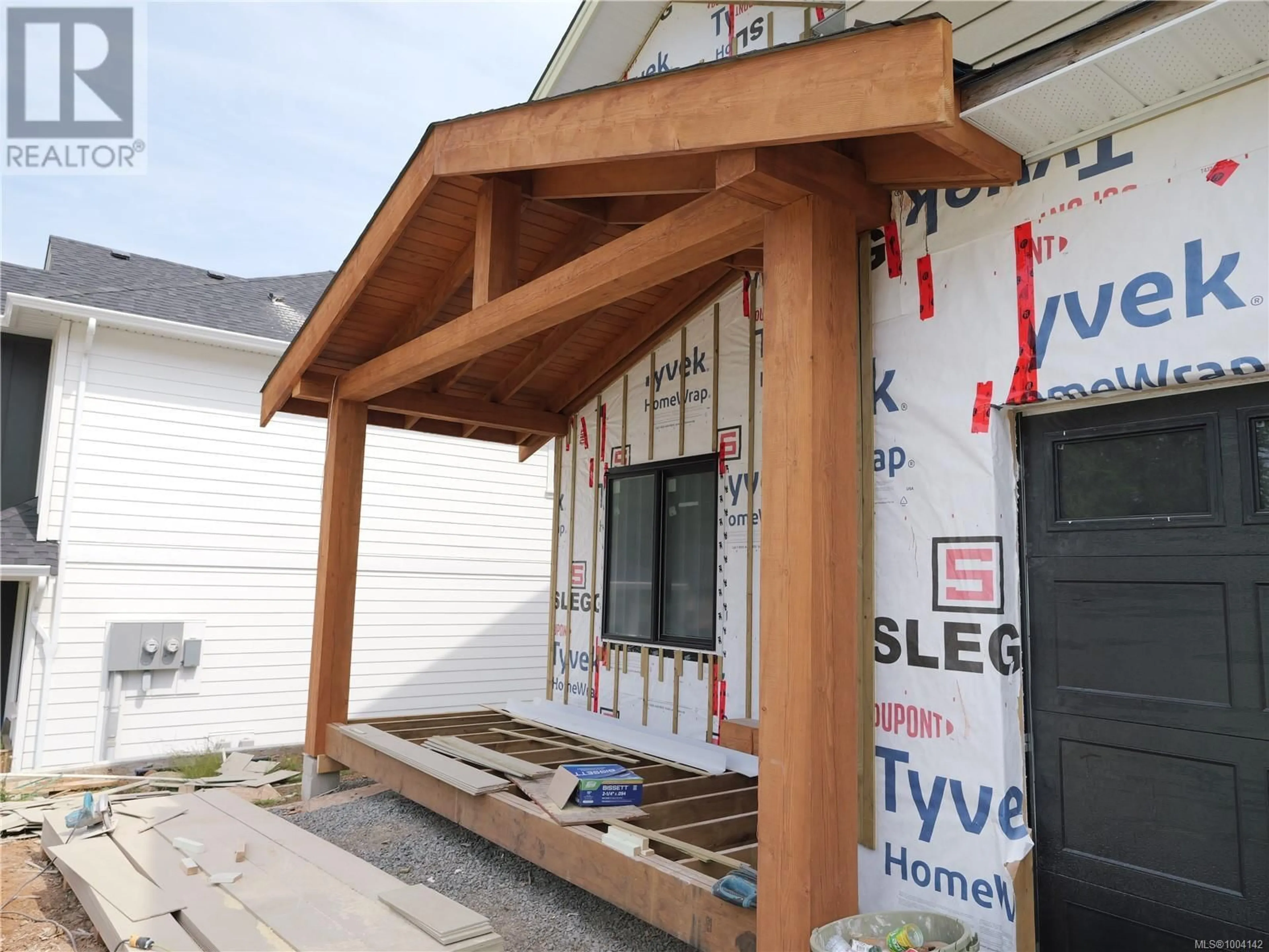 Home with vinyl exterior material, street for 6923 RIDGECREST ROAD, Sooke British Columbia V9Z1P9