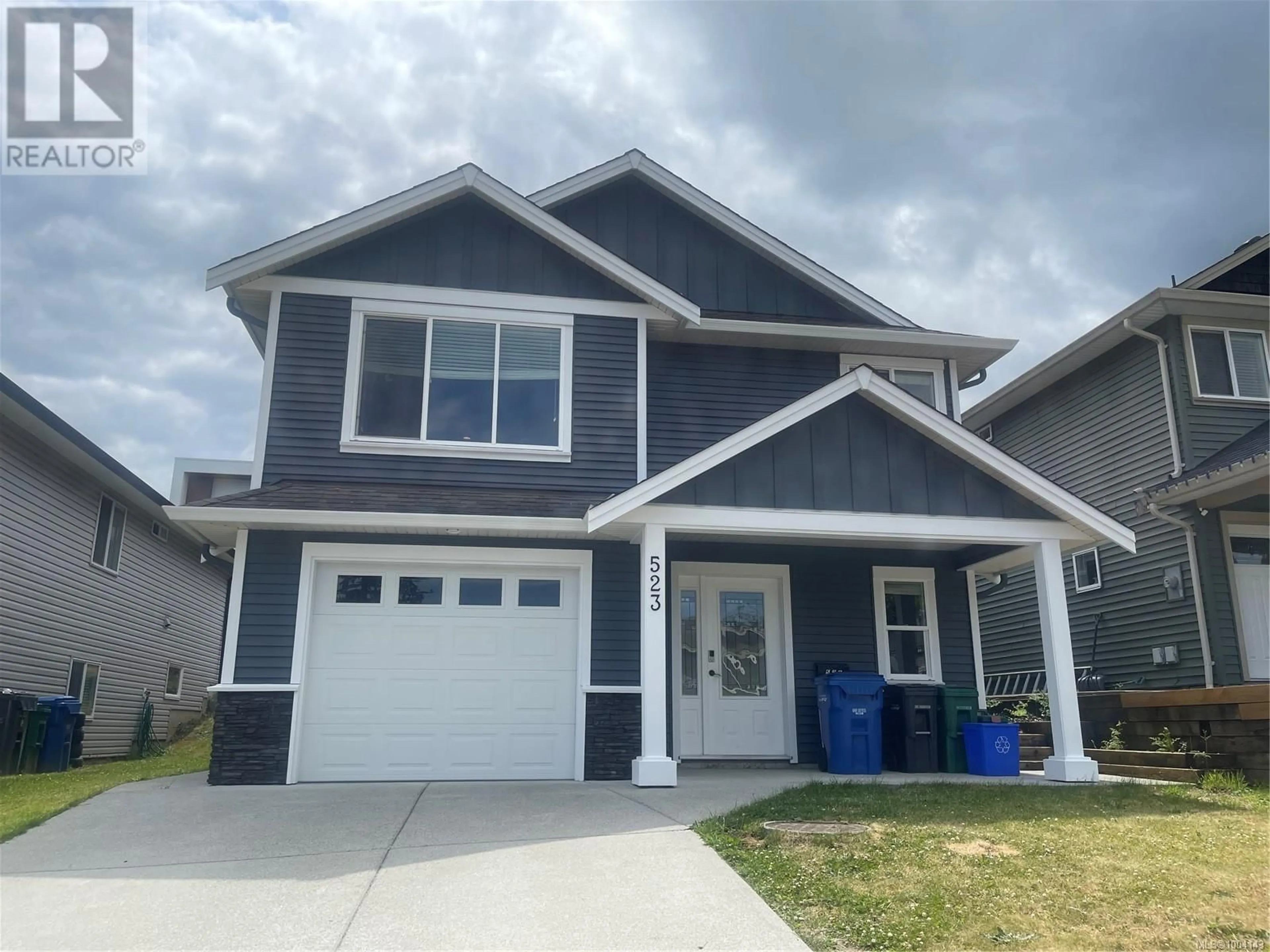 Home with vinyl exterior material, street for 523 ARMISHAW ROAD, Nanaimo British Columbia V9R0G5