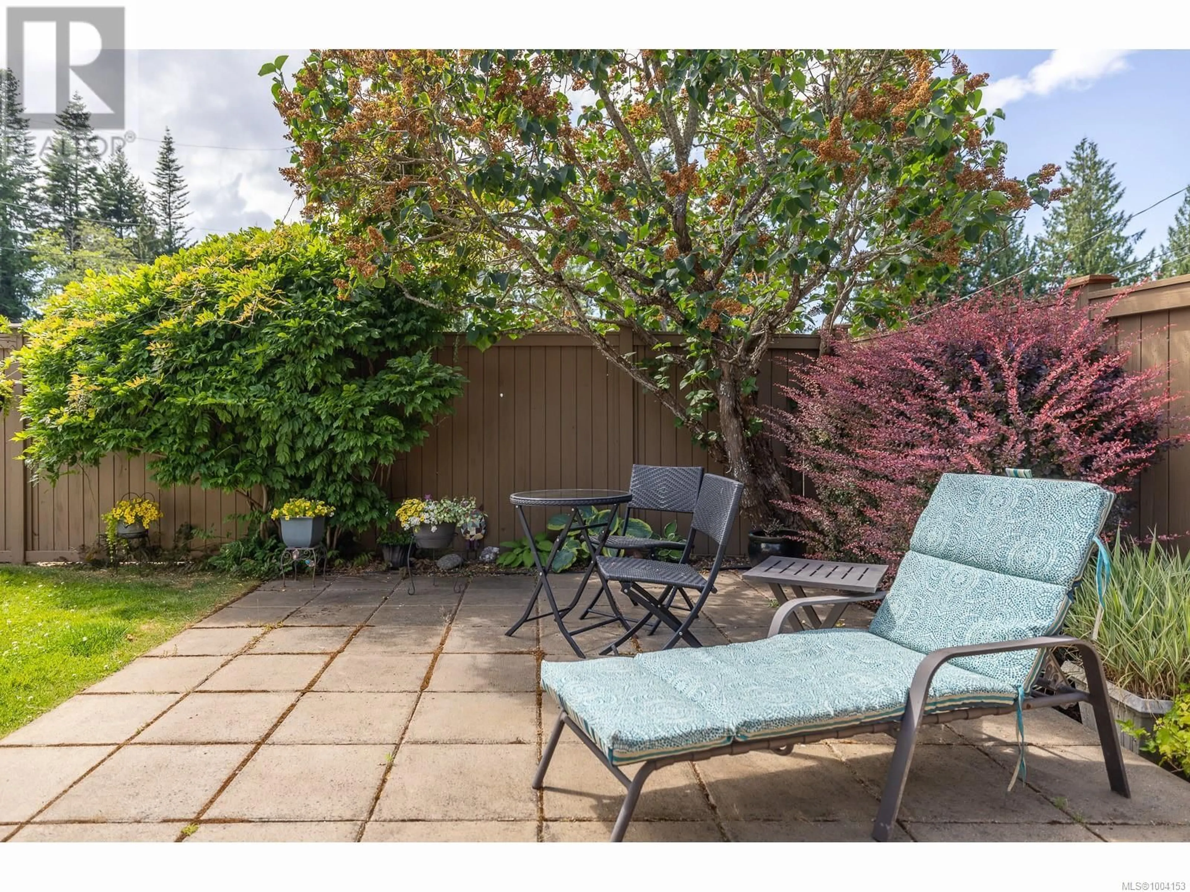 Patio, street for 1221 GREEN CLOSE, Qualicum Beach British Columbia V9K2M3
