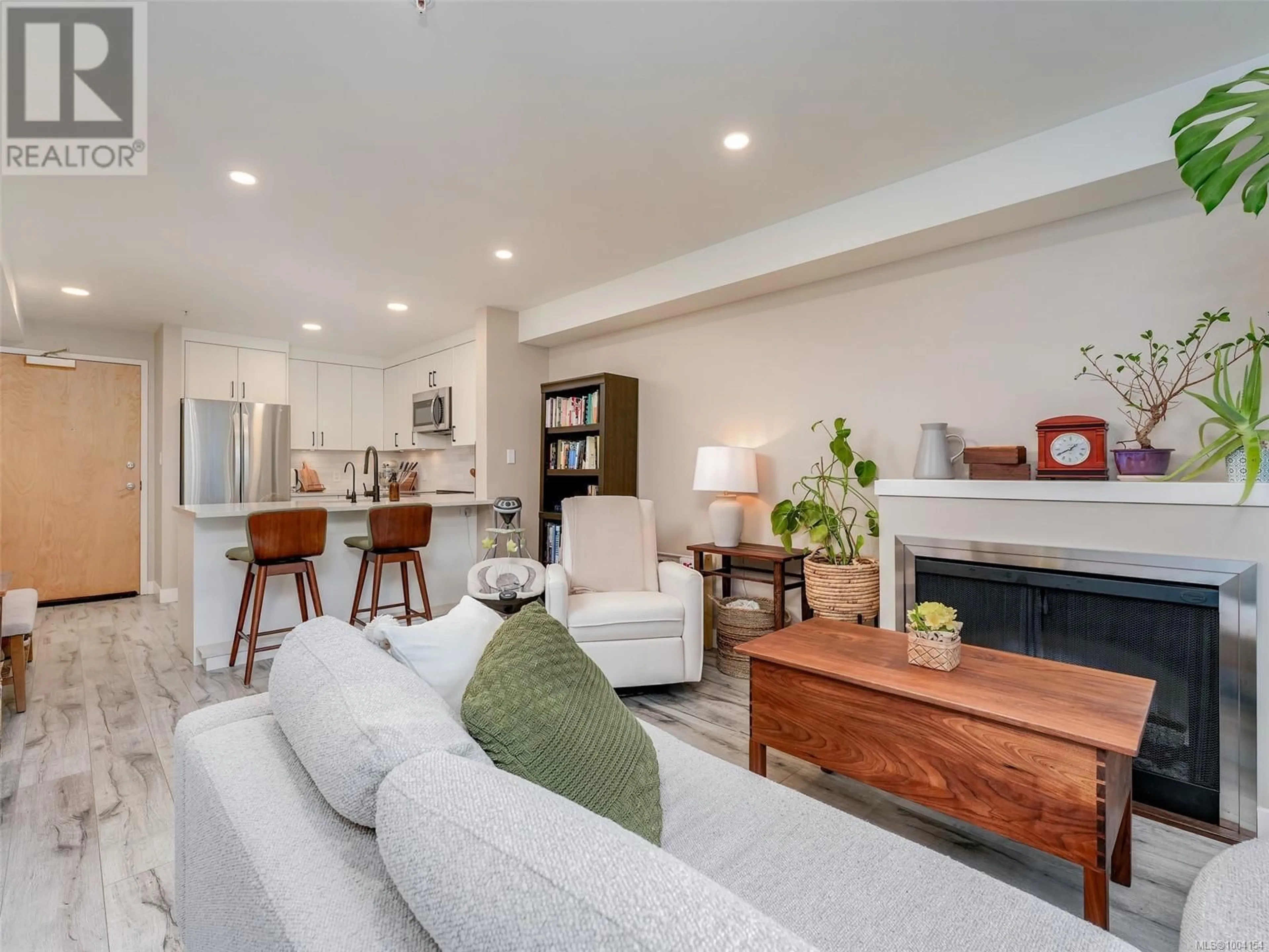 Living room with furniture, unknown for 108 - 797 TYEE ROAD, Victoria British Columbia V9A7R4