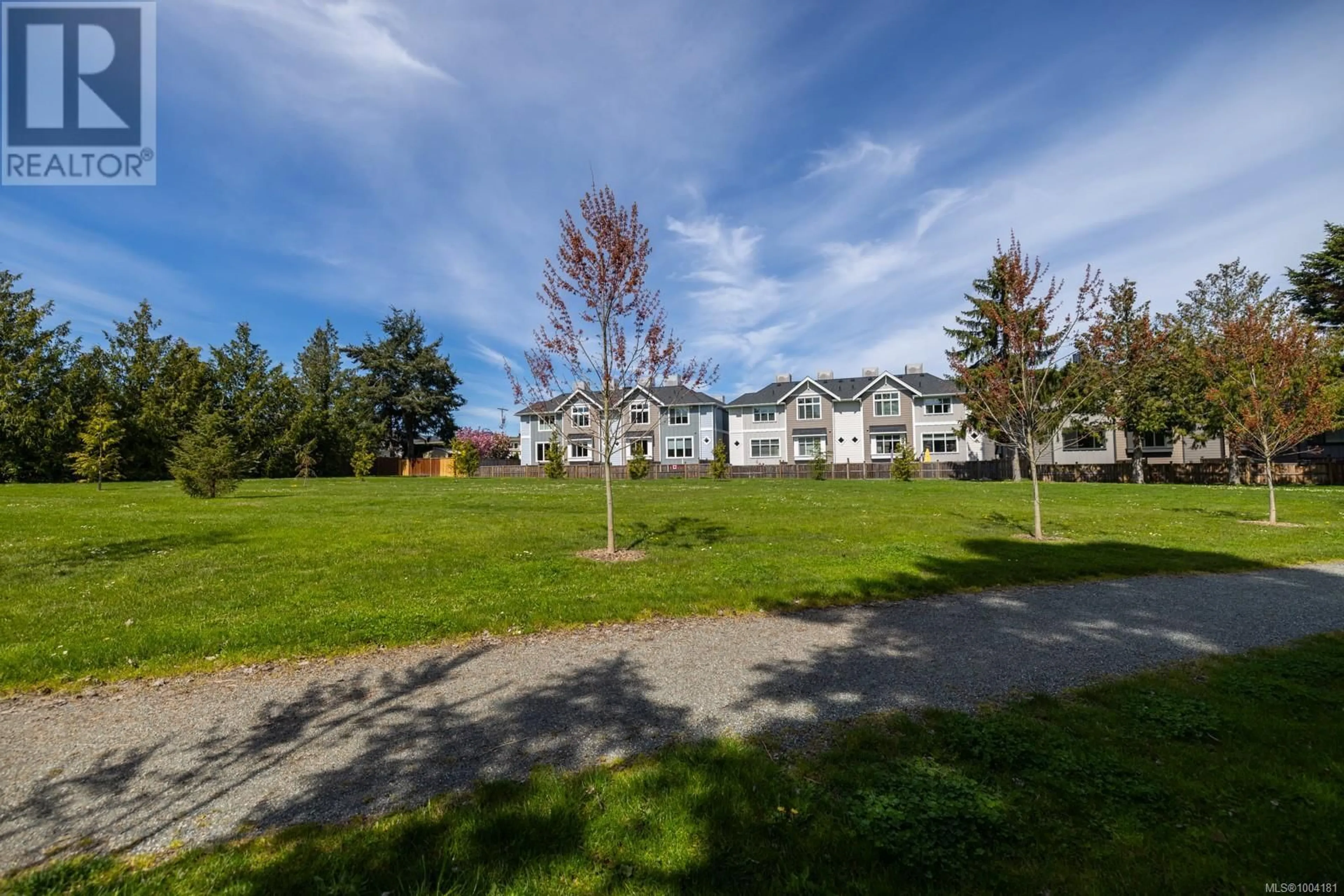 A pic from outside/outdoor area/front of a property/back of a property/a pic from drone, unknown for 13 - 10480 RESTHAVEN DRIVE, Sidney British Columbia V8L3H7