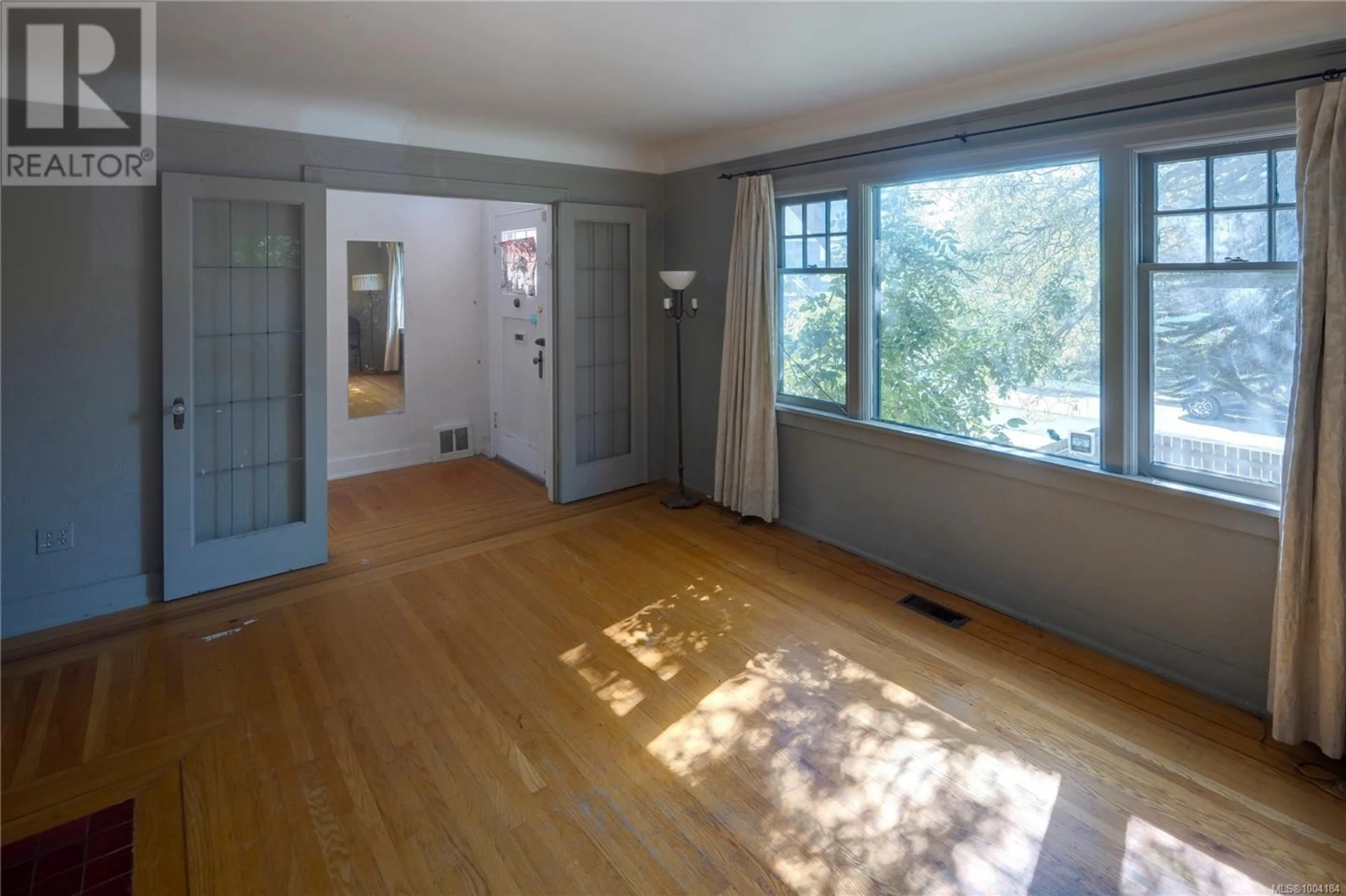 A pic of a room for 2030 MEADOW PLACE, Oak Bay British Columbia V8R1R3