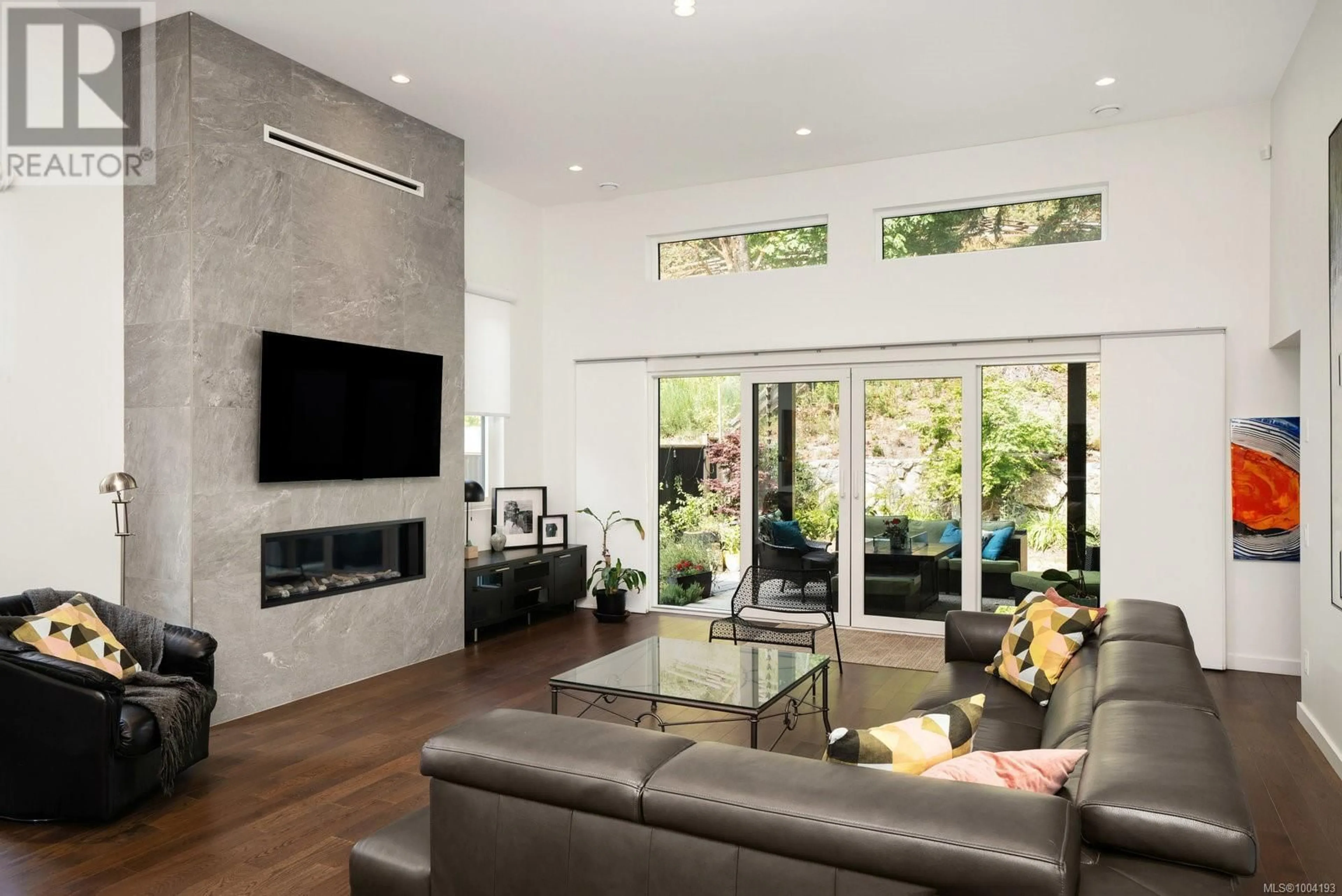 Living room with furniture, unknown for 3508 WISHART ROAD, Colwood British Columbia V9C3B1