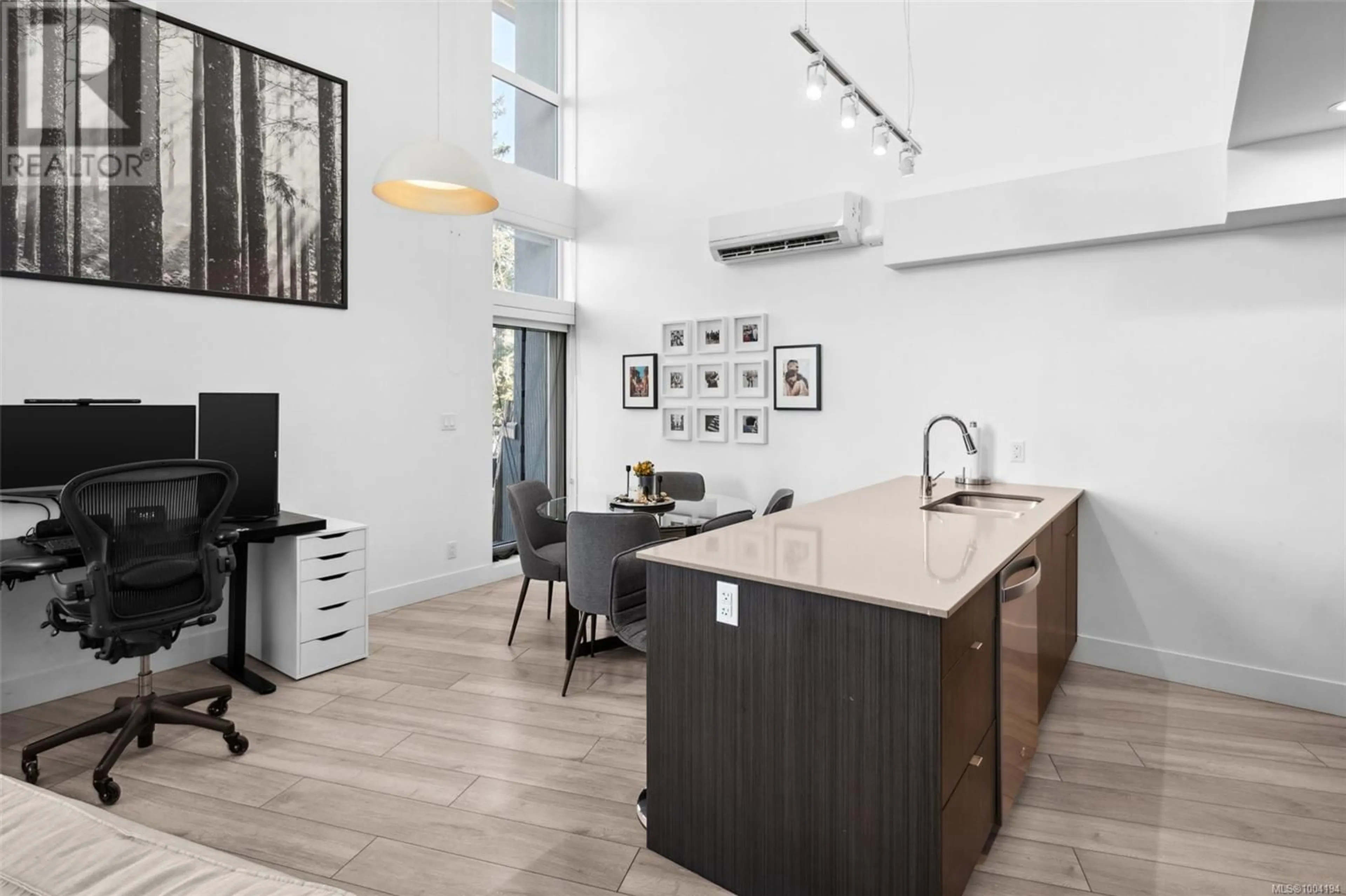 Open concept kitchen, unknown for 413 - 991 MCKENZIE AVENUE, Saanich British Columbia V8X0B5