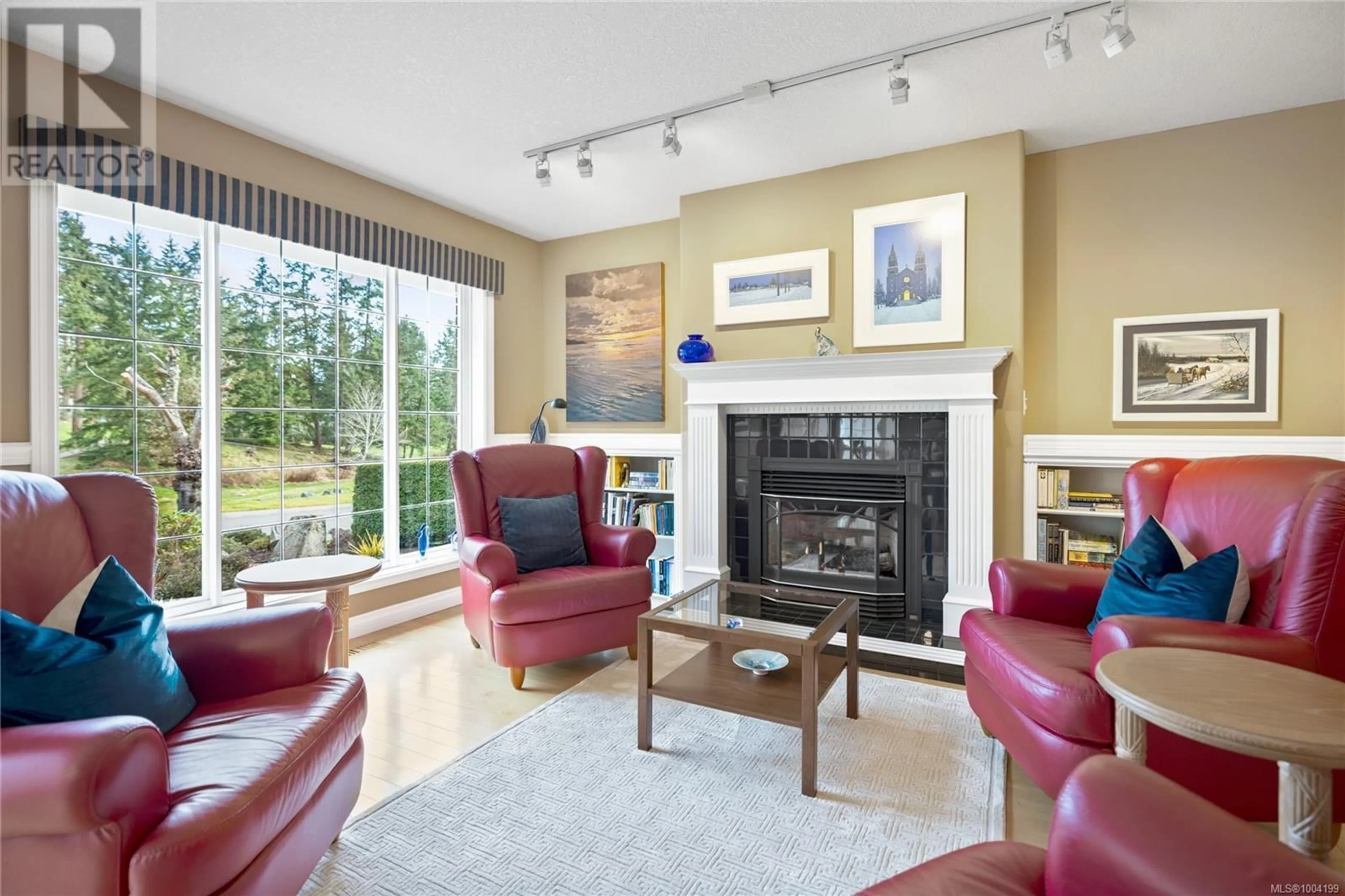 Living room with furniture, unknown for 2544 ANDOVER ROAD, Nanoose Bay British Columbia V9P9K5
