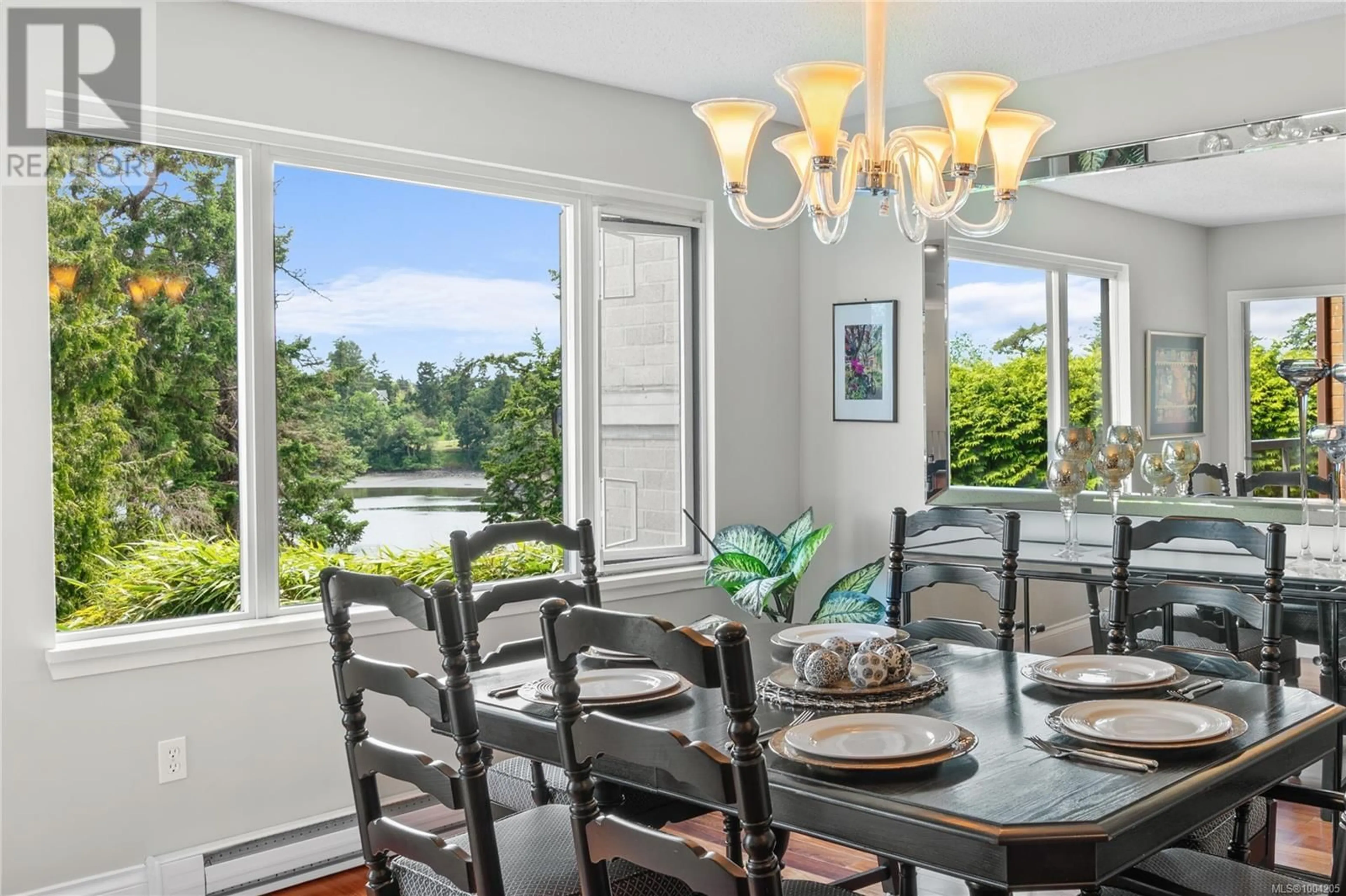 Dining room, unknown for 103 - 105 GORGE ROAD EAST, Victoria British Columbia V9A6Z3