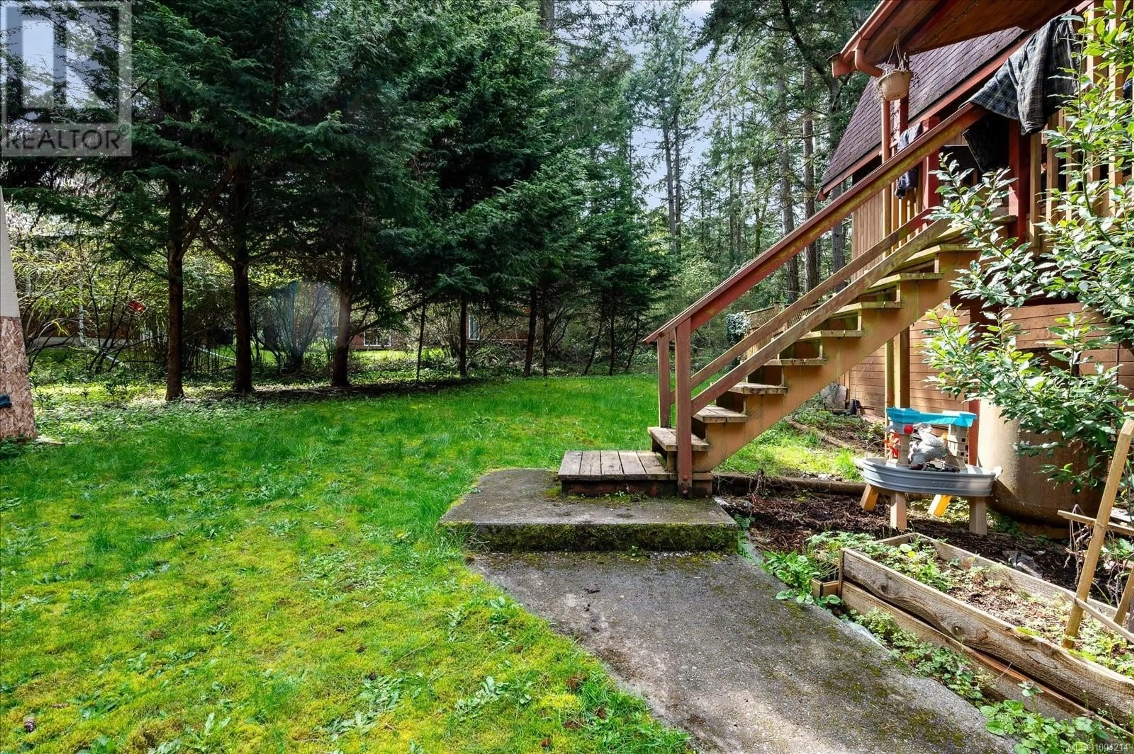 Patio, forest/trees view for 1545 WHALEBONE DRIVE, Gabriola Island British Columbia V0R1X5