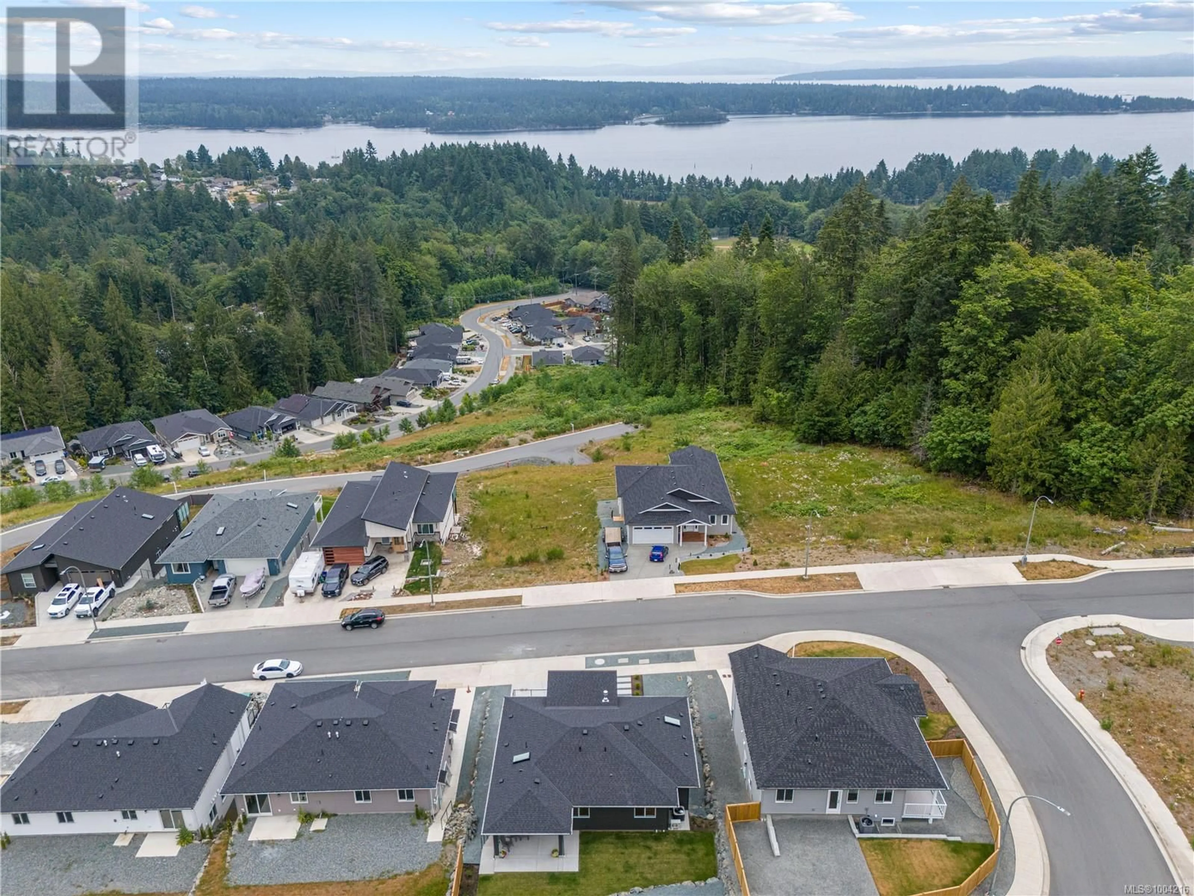 A pic from outside/outdoor area/front of a property/back of a property/a pic from drone, water/lake/river/ocean view for 431 COLONIA DRIVE SOUTH, Ladysmith British Columbia V9G0B8