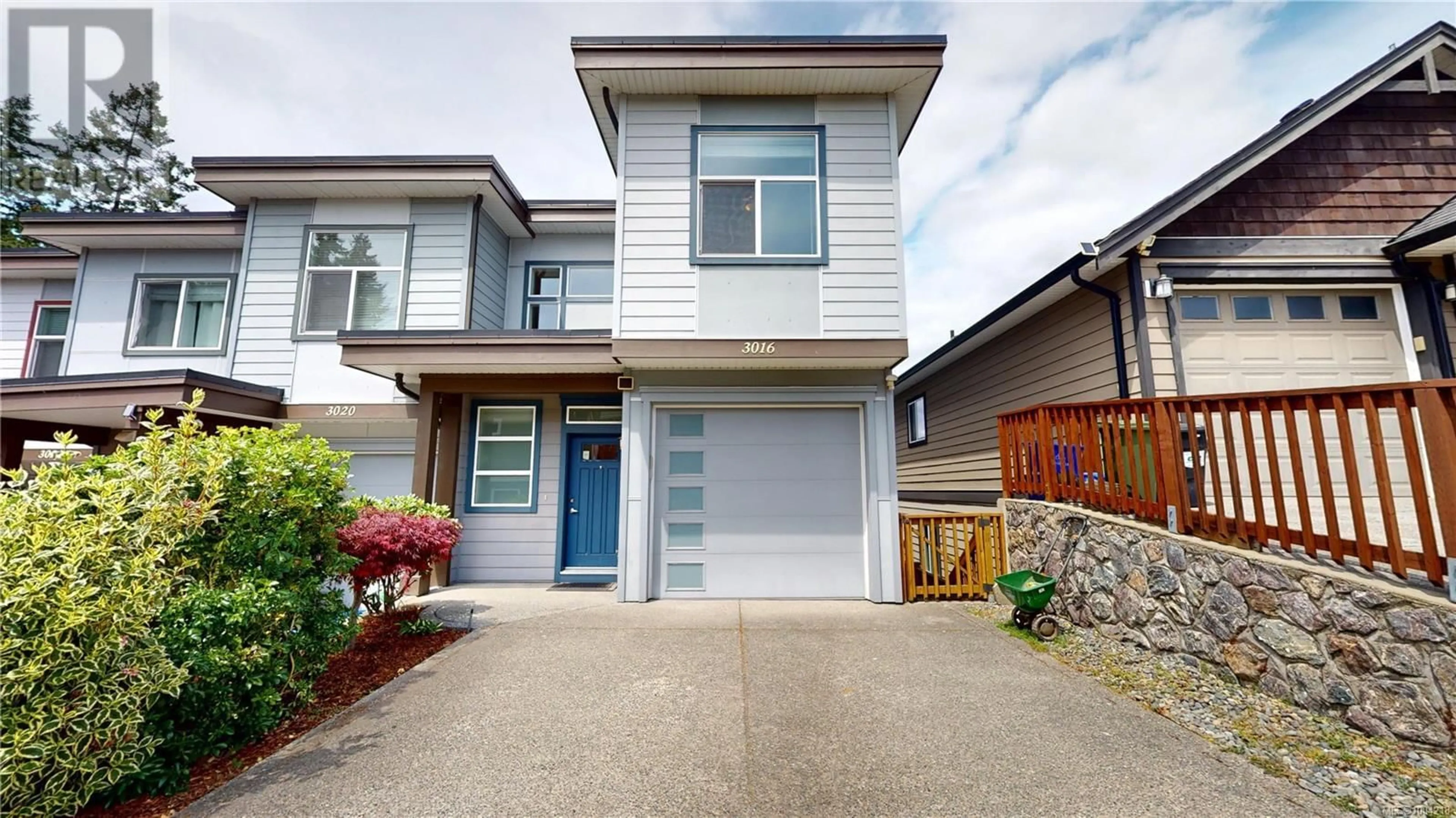Home with vinyl exterior material, street for 3016 URBAN CREEK WAY, Langford British Columbia V9B0L9