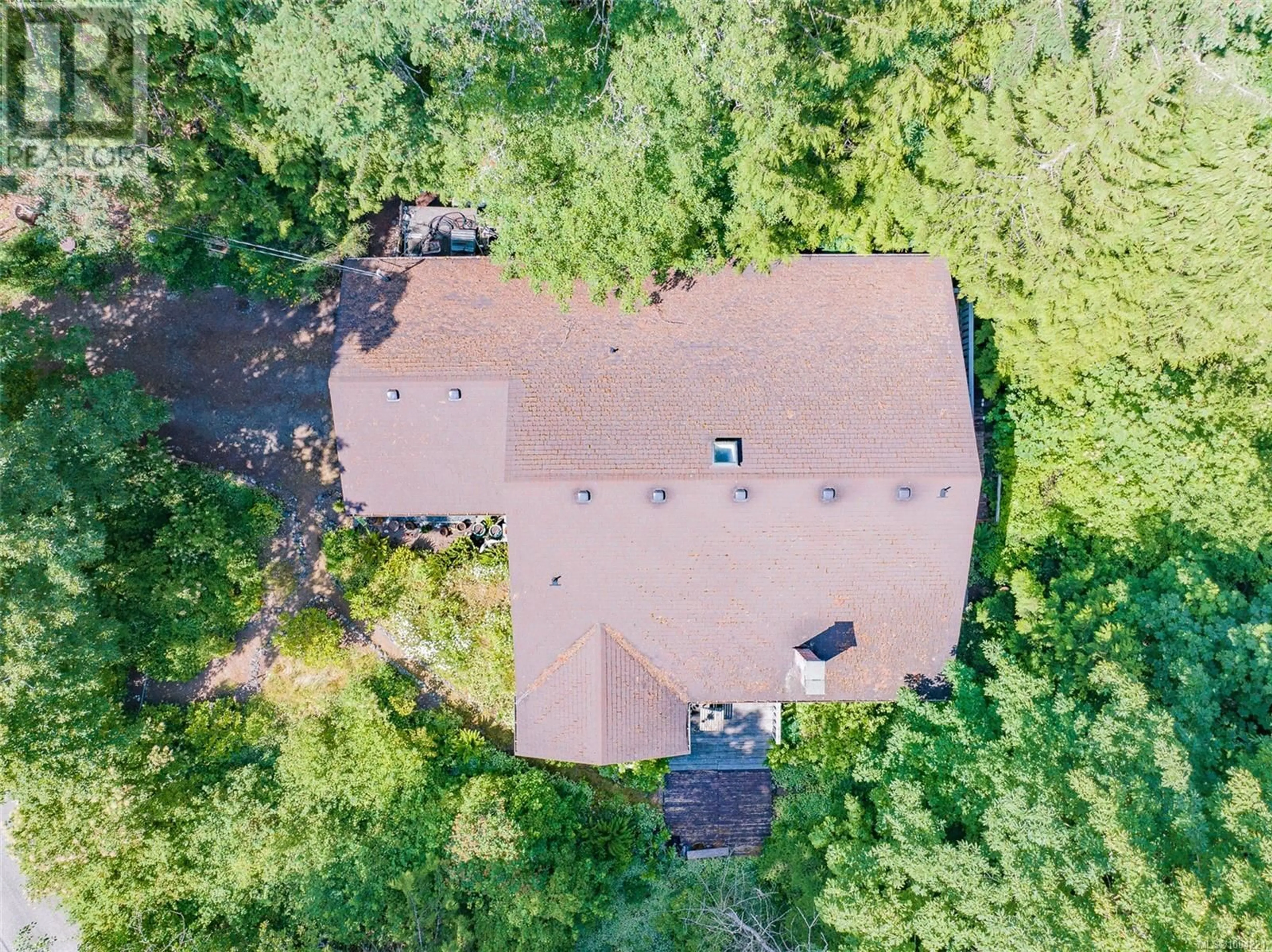A pic from outside/outdoor area/front of a property/back of a property/a pic from drone, unknown for 2146 PAULS ROAD, Nanaimo British Columbia V9X1N8