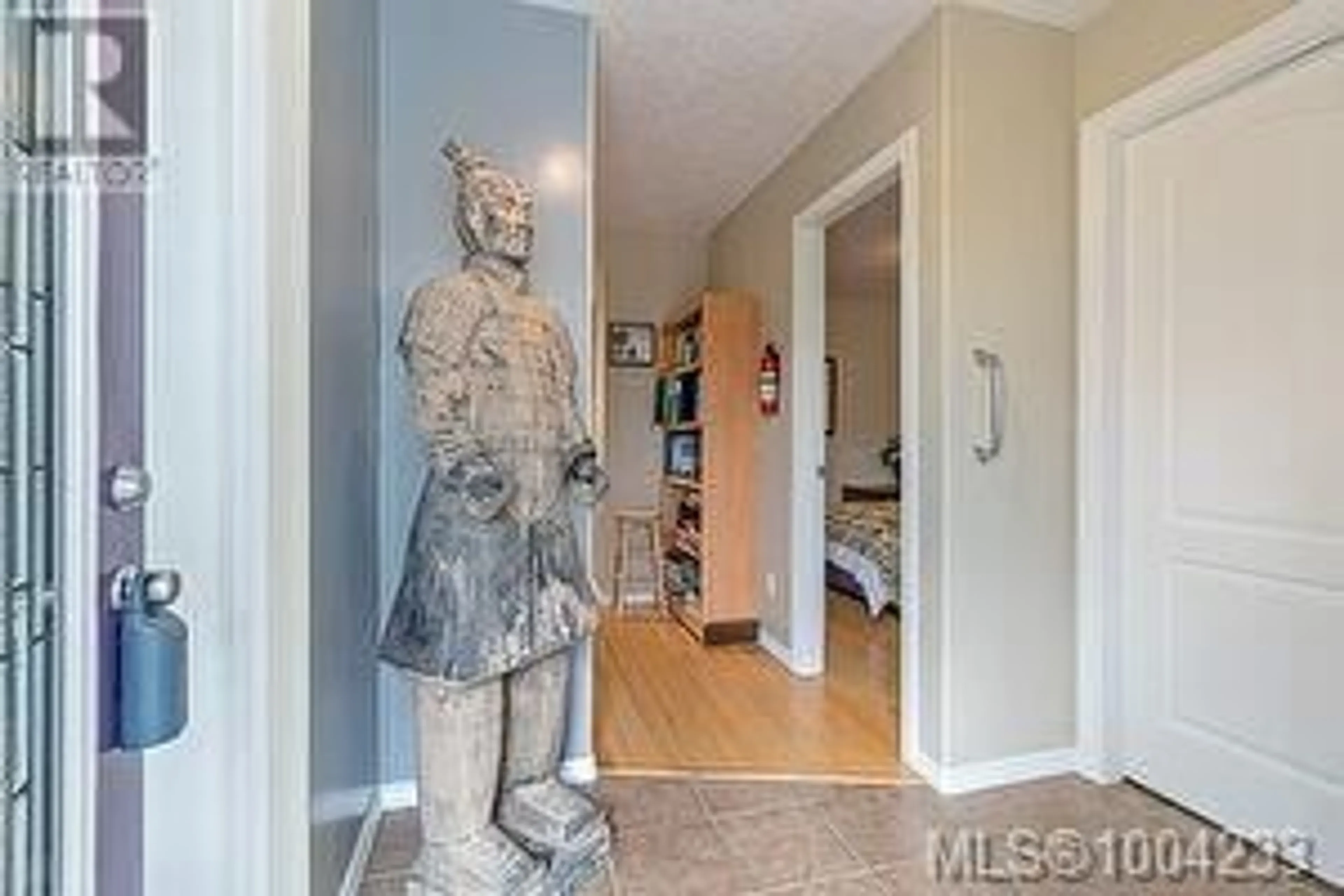 Indoor entryway for 1696 LAILAH'S LOOP EAST, Qualicum Beach British Columbia V9K2S3