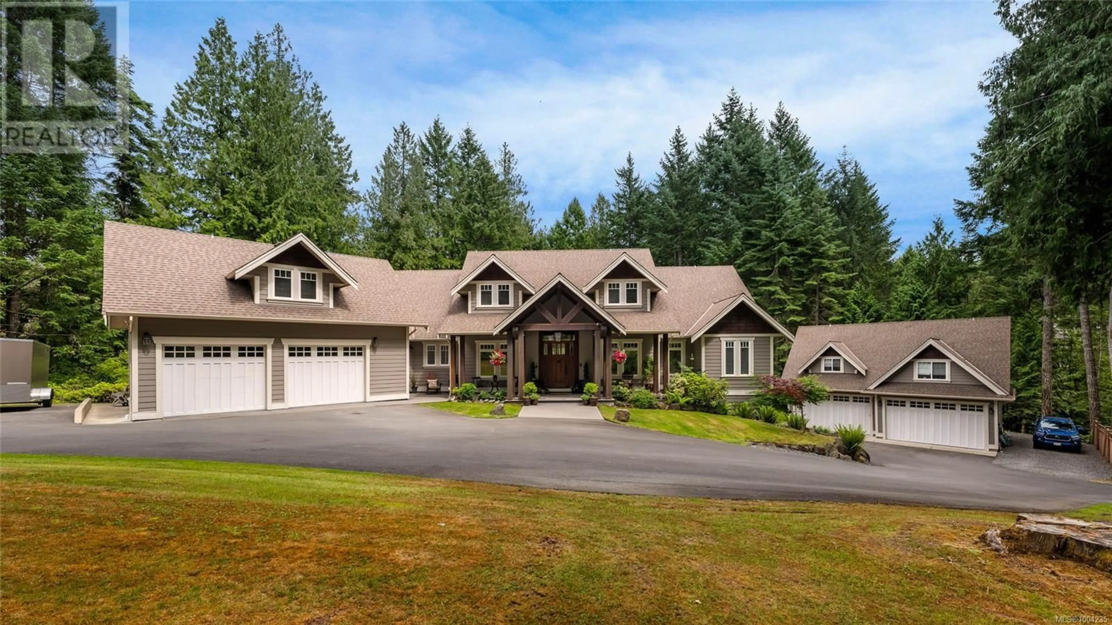 Home with vinyl exterior material, unknown for 1453 WHITE PINE TERRACE, Highlands British Columbia V9B6J3
