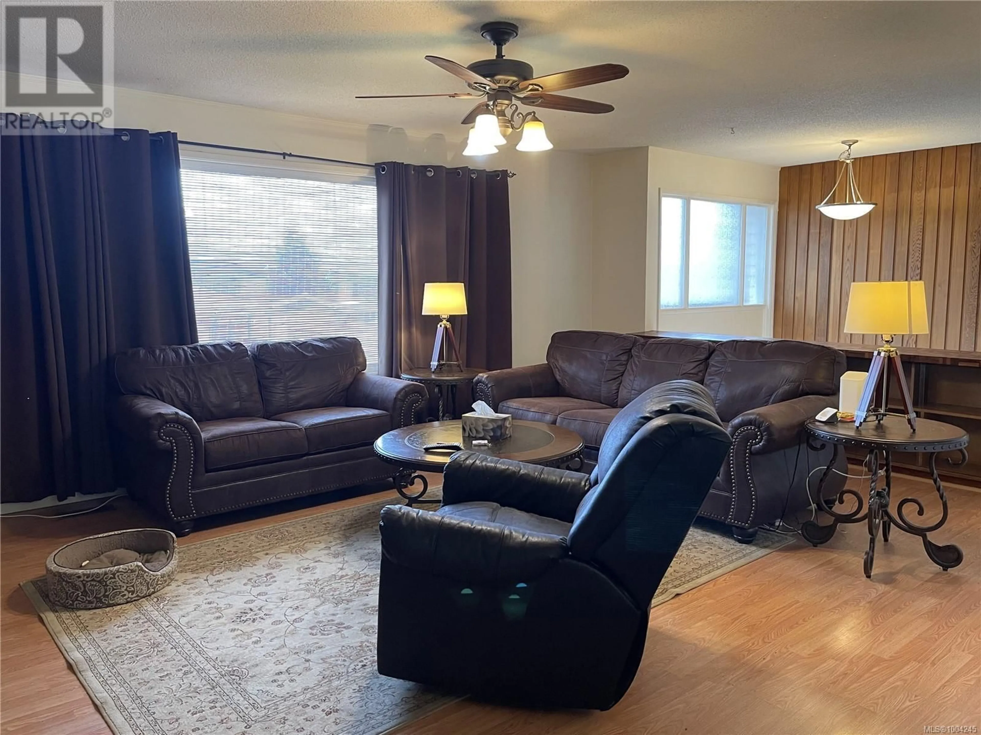 Living room with furniture, unknown for 2619 12TH AVENUE, Port Alberni British Columbia V9Y2T8