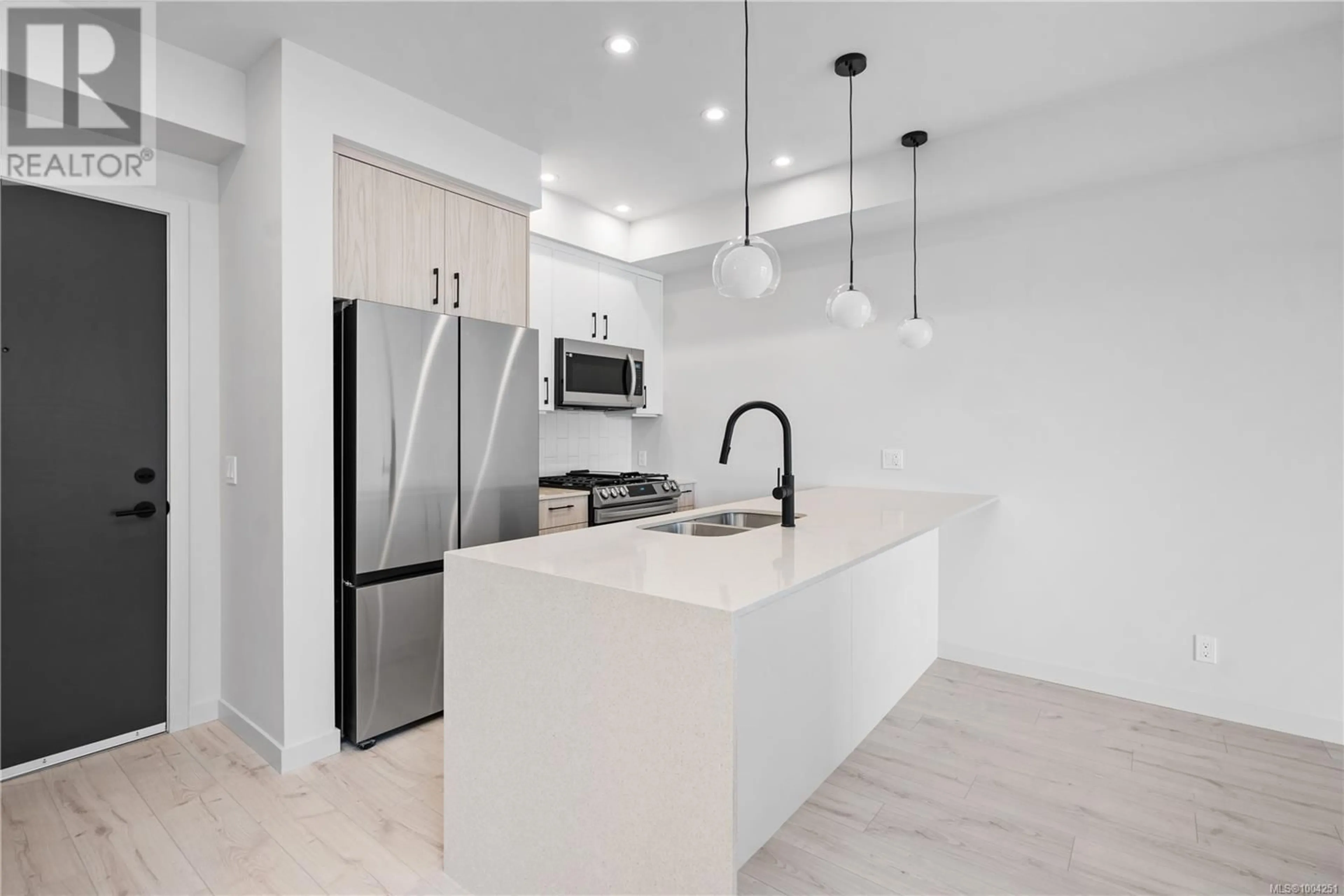 Open concept kitchen, unknown for 205 - 947 WHIRLAWAY CRESCENT, Langford British Columbia V9B6W6