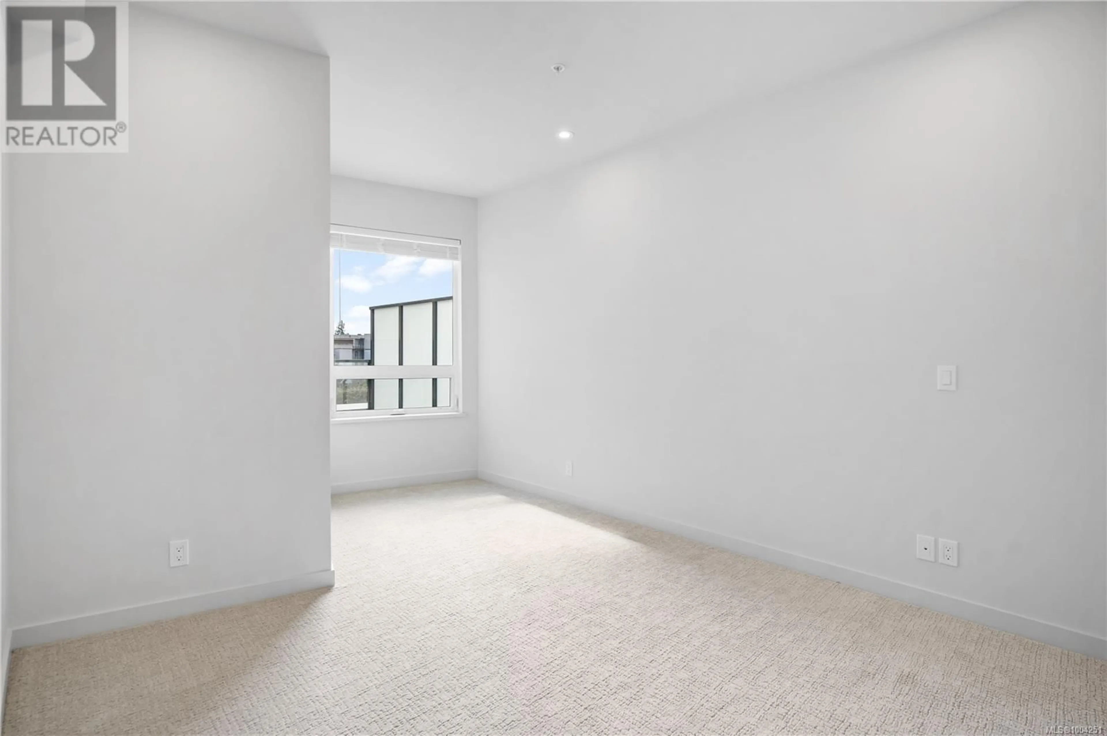 A pic of a room for 205 - 947 WHIRLAWAY CRESCENT, Langford British Columbia V9B6W6