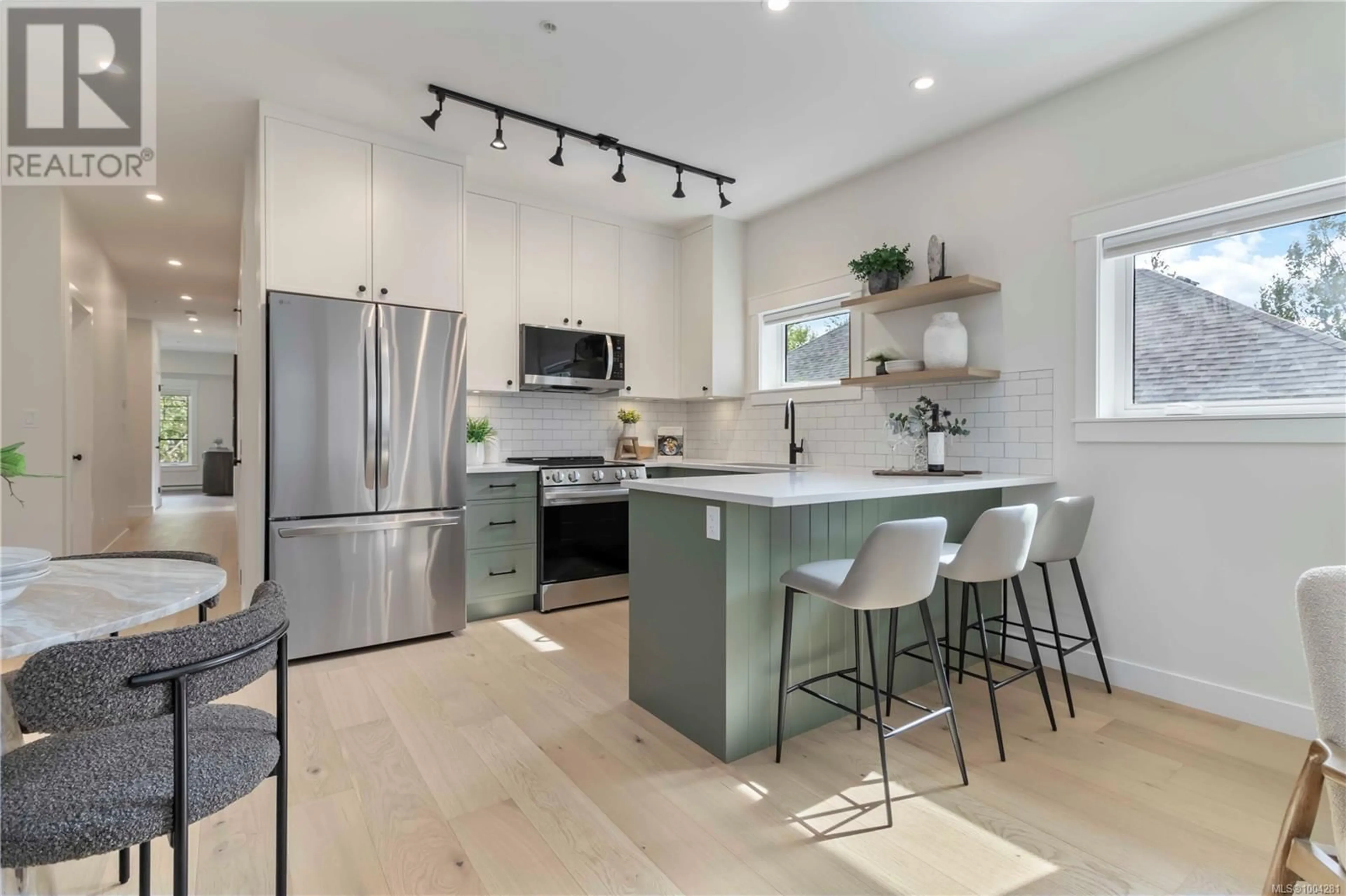 Open concept kitchen, unknown for 1 - 633 BELTON AVENUE, Victoria British Columbia V9A2Z5