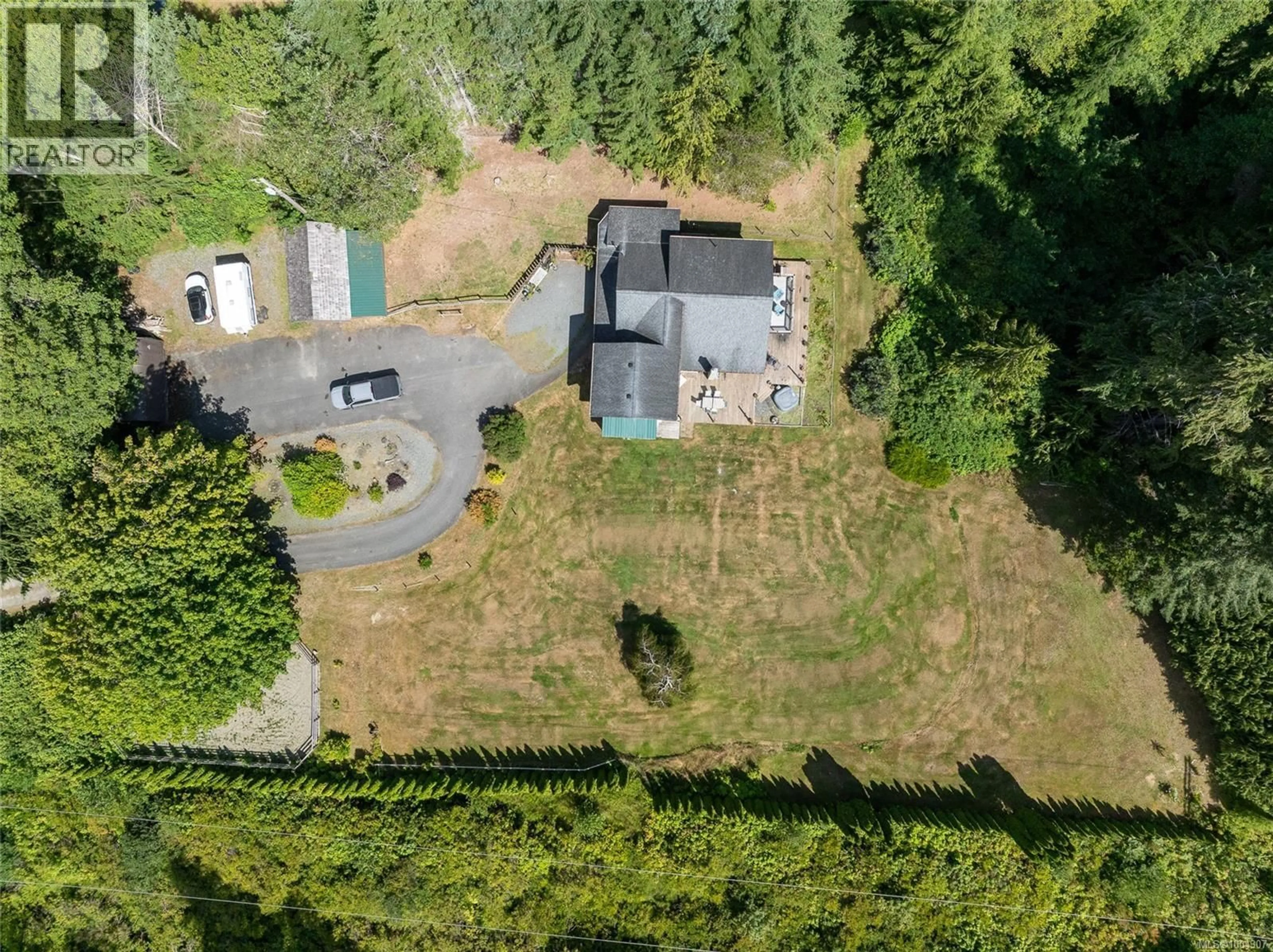 A pic from outside/outdoor area/front of a property/back of a property/a pic from drone, unknown for B-610 NIMPKISH HEIGHTS ROAD, Hyde Creek British Columbia V0N2R0